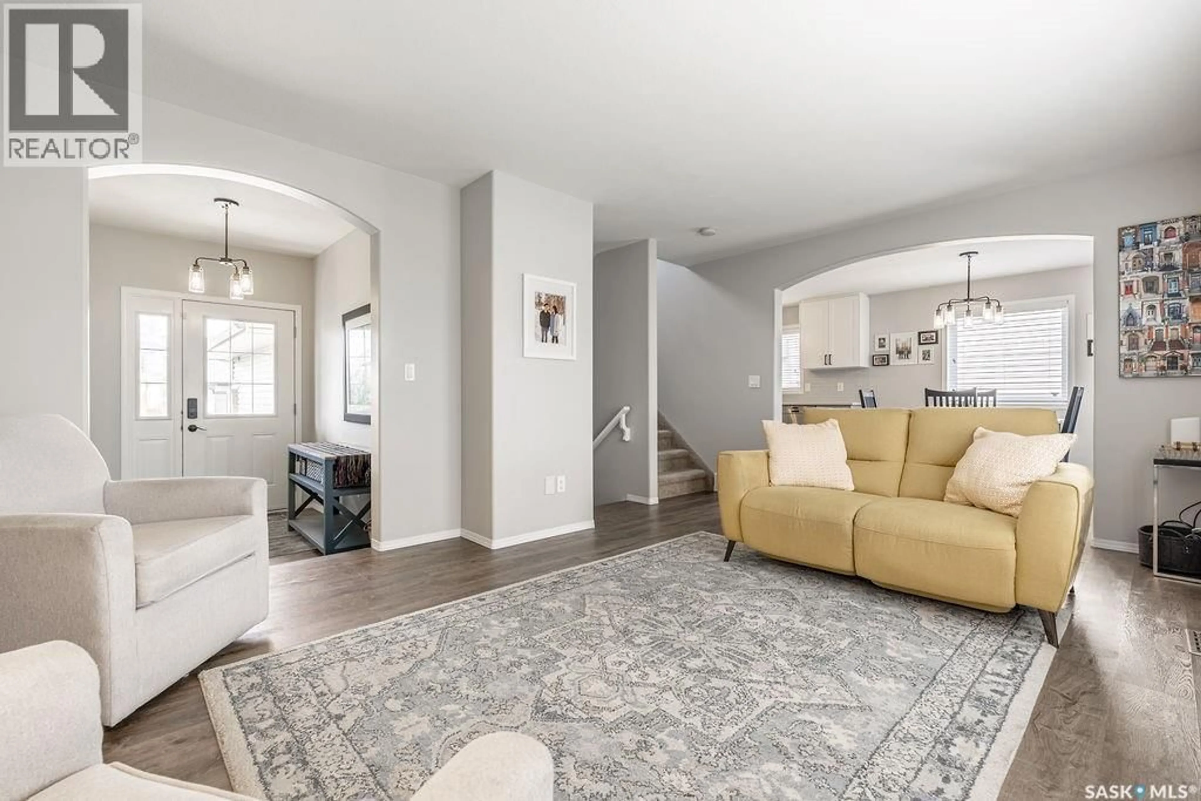 Living room with furniture, unknown for 123 BORLASE COVE, Saskatoon Saskatchewan S7T0B7