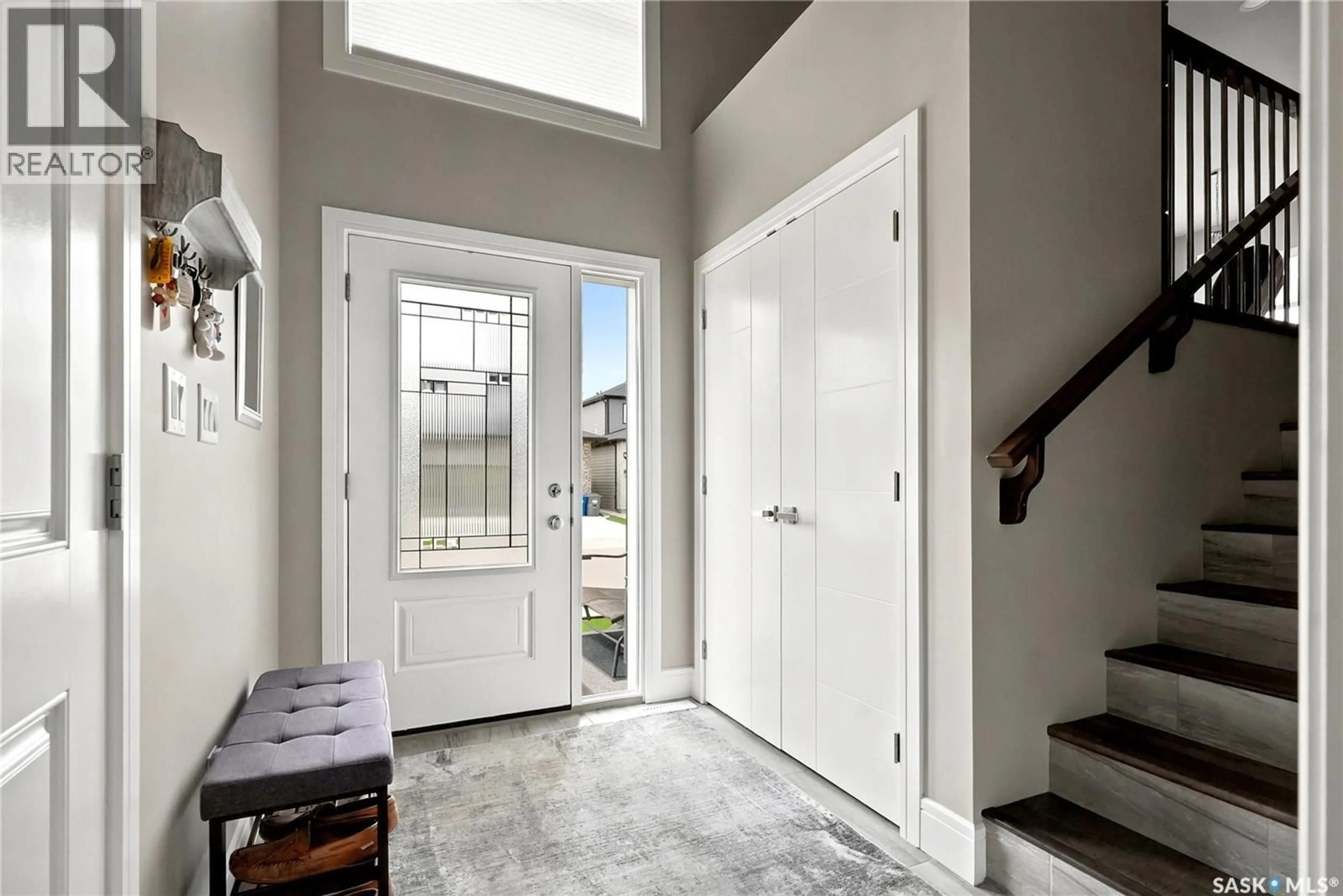 Indoor entryway for 103 BARRETT STREET, Saskatoon Saskatchewan S7W0Z6