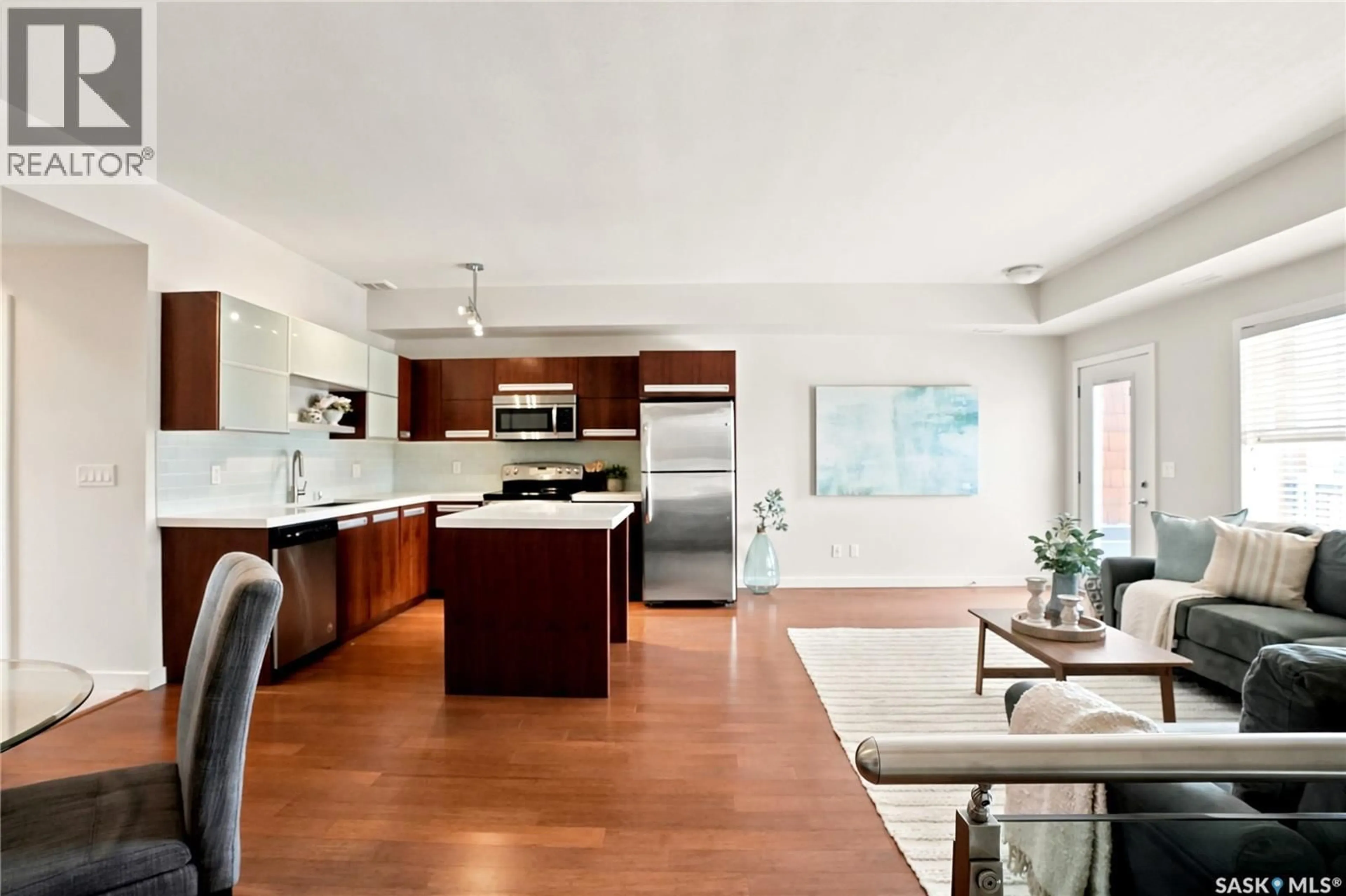 Open concept kitchen, unknown for 1015 - 508 PATRICK CRESCENT, Saskatoon Saskatchewan S7W0M3