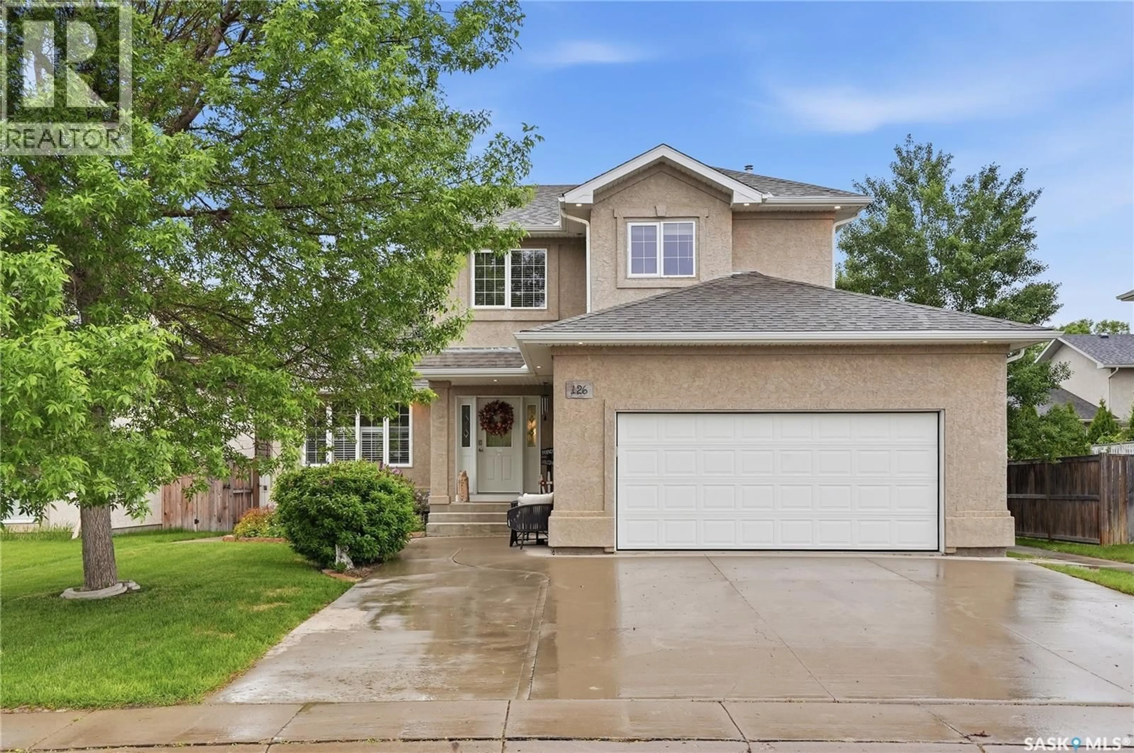 Home with vinyl exterior material, street for 126 BEECHMONT CRESCENT, Saskatoon Saskatchewan S7C1C7