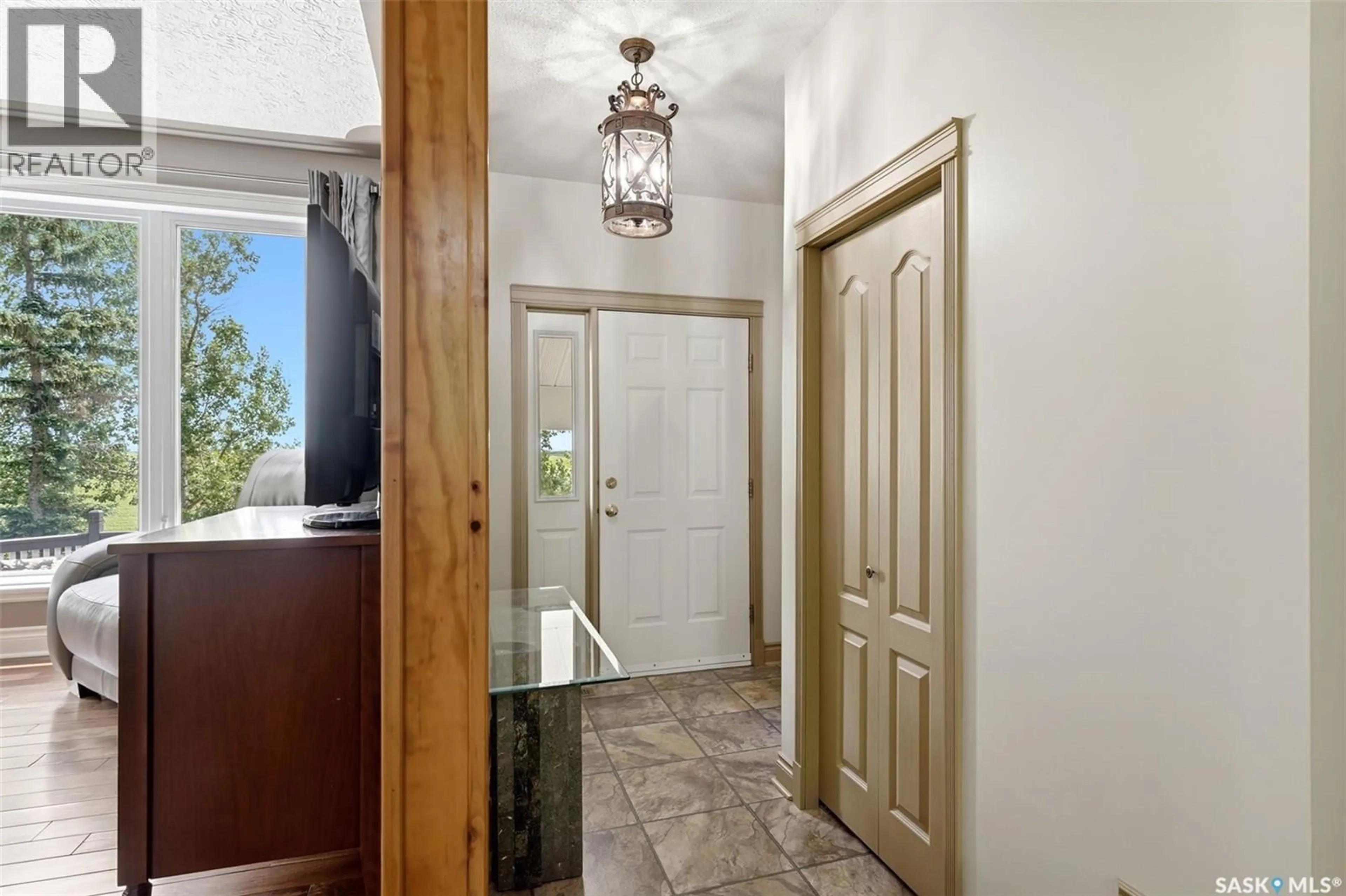 Indoor entryway for DRAKE ACREAGE, Lumsden Rm No. 189 Saskatchewan S4P2Z1
