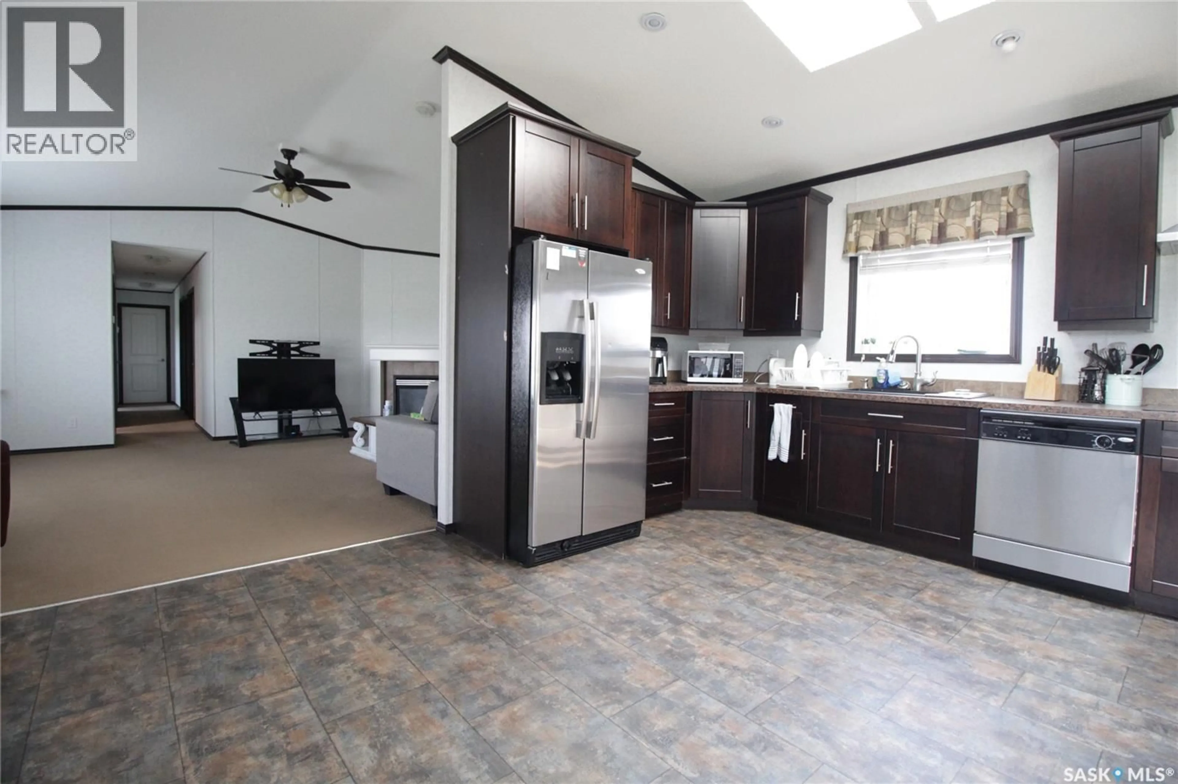 Open concept kitchen, unknown for 1249 AUTUMN COURT, Rocanville Saskatchewan S0A3L0