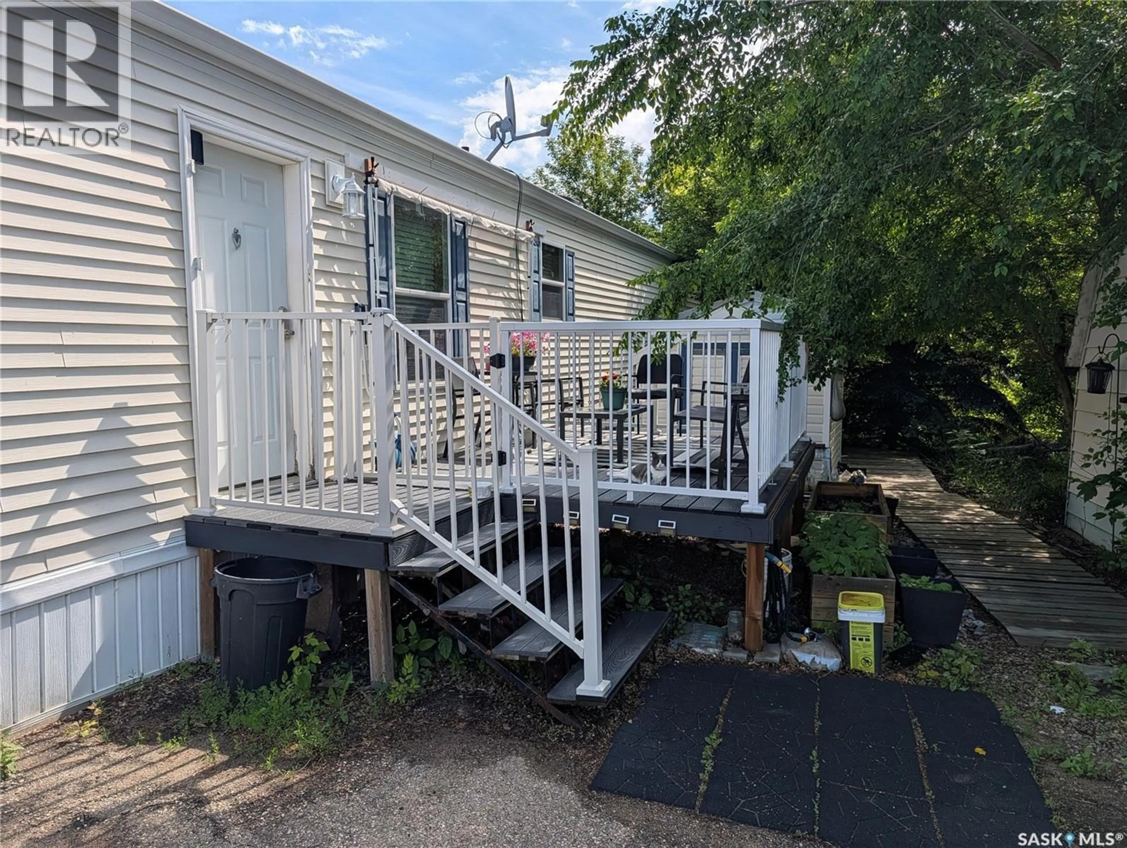 Unknown for B24 - 1295 9TH AVENUE NE, Moose Jaw Saskatchewan S6J1C5