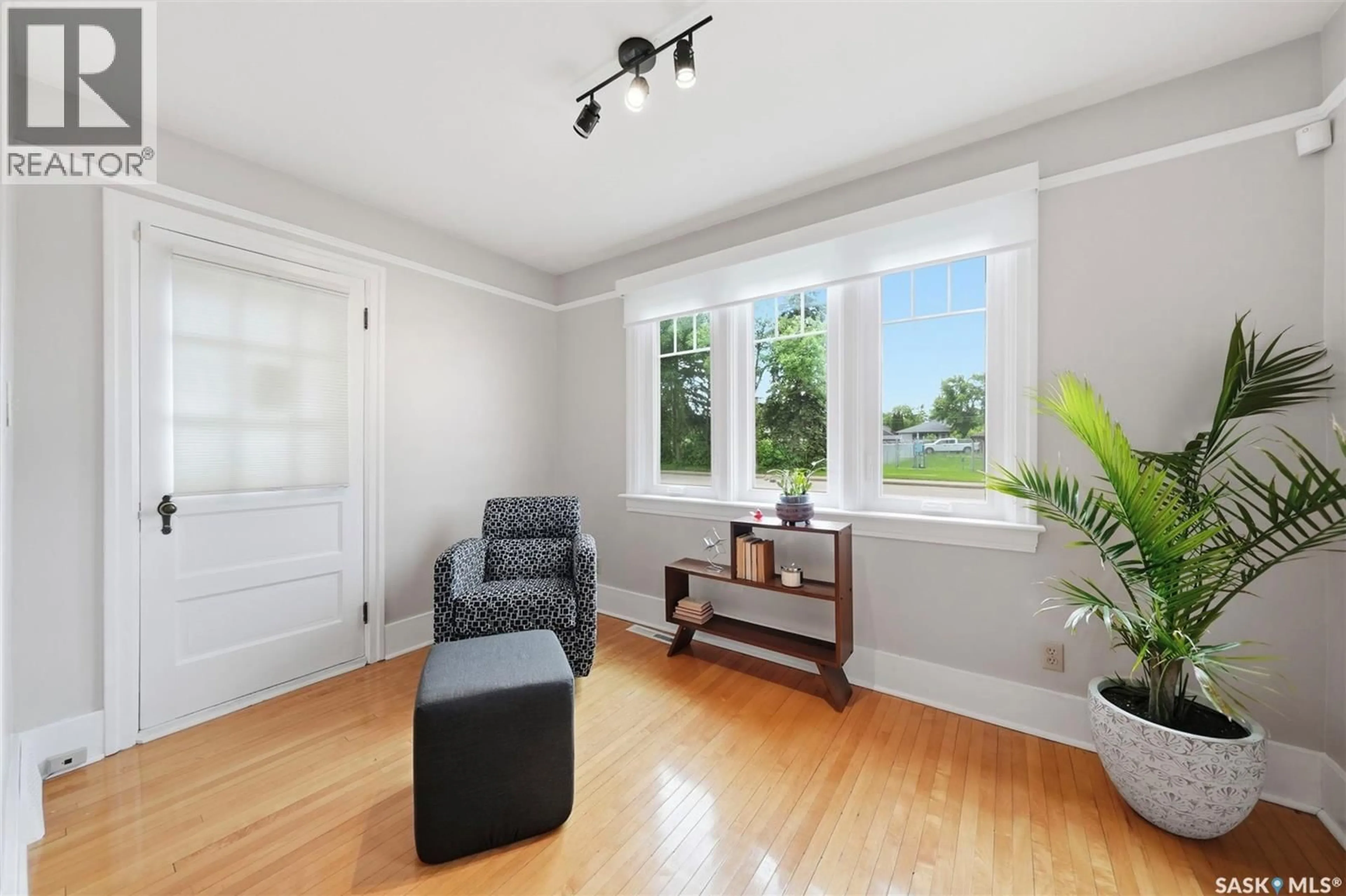 A pic of a room for 416 22ND STREET, Prince Albert Saskatchewan S6V4K6