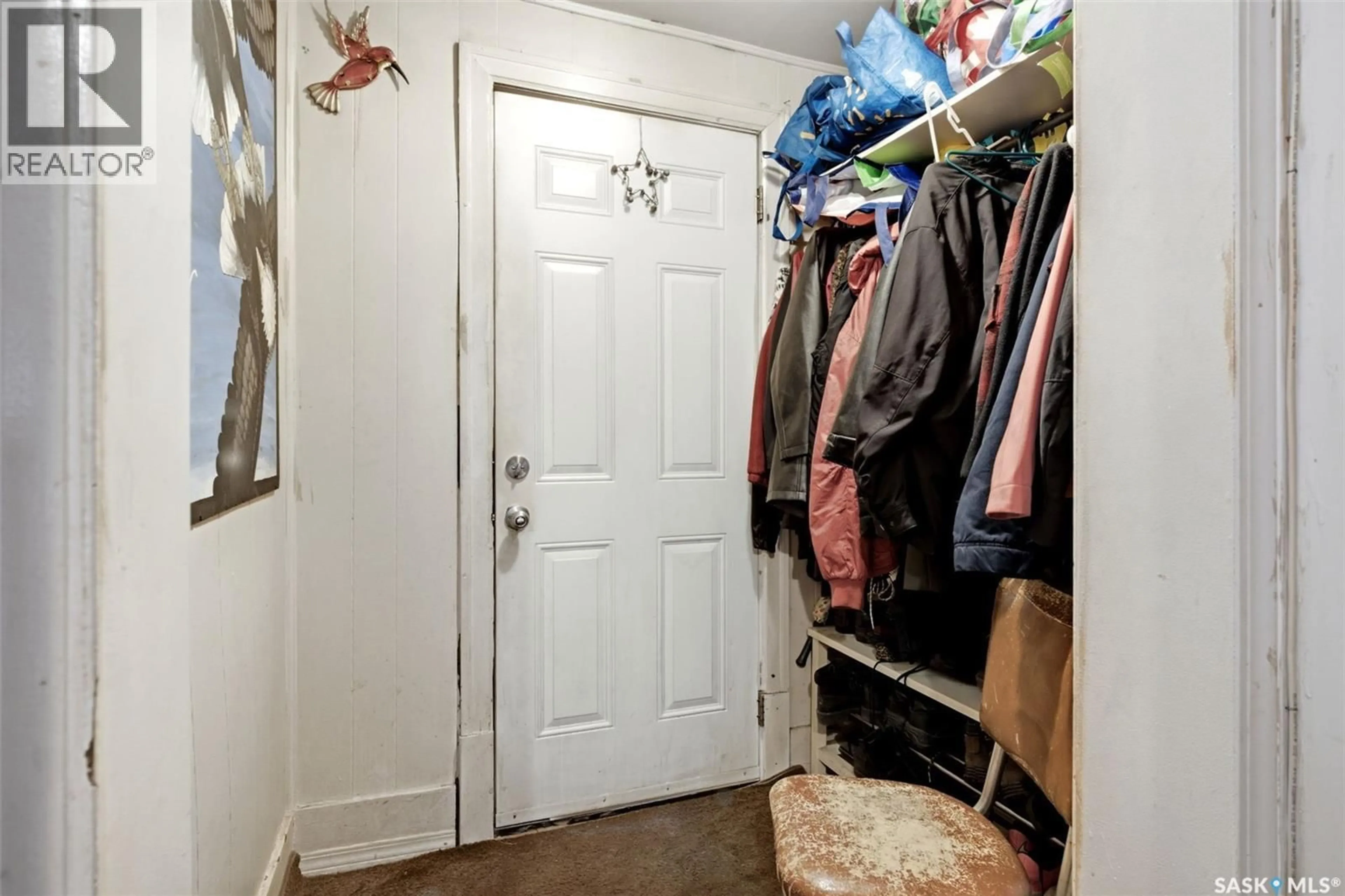 Storage room or clothes room or walk-in closet for 1205 MCTAVISH STREET, Regina Saskatchewan S4T3V8