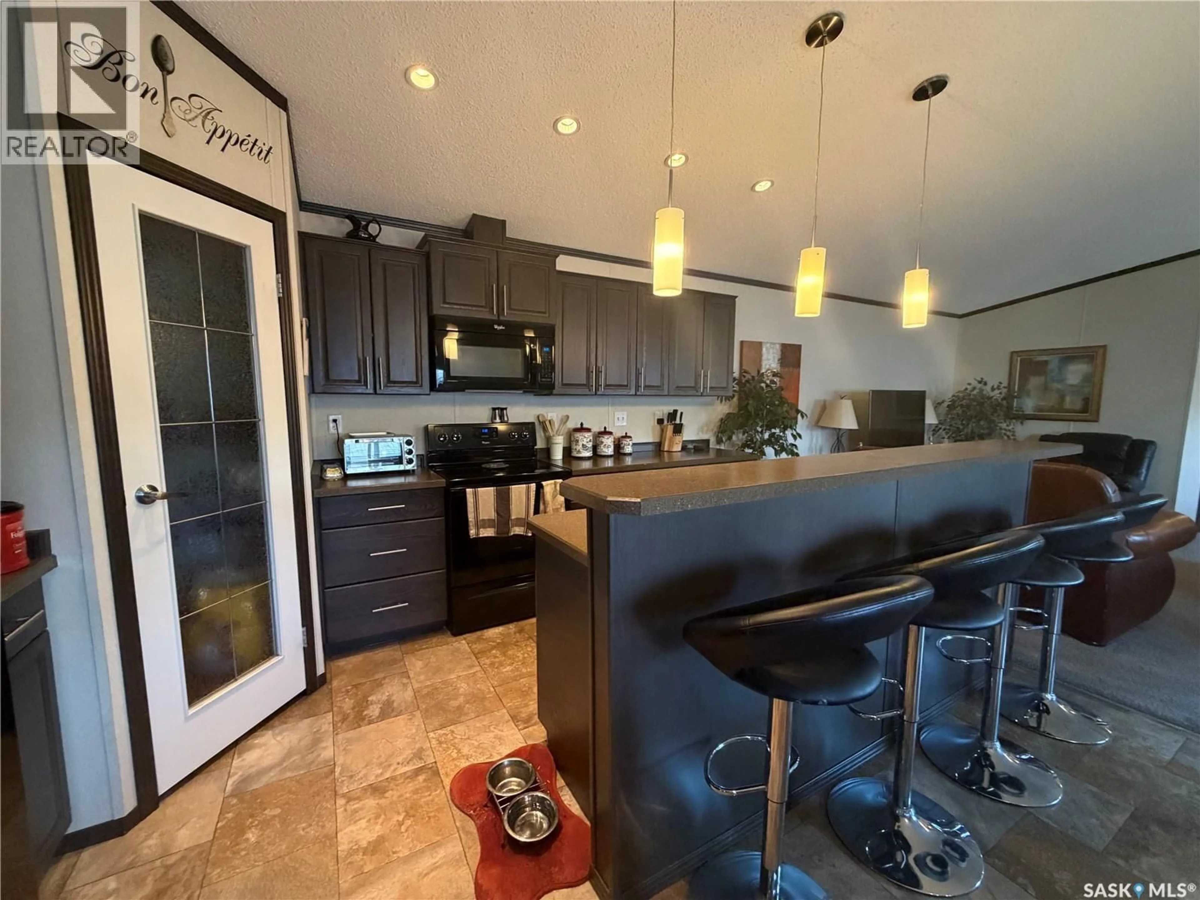 Open concept kitchen, ceramic/tile floor for 74 MULBERRY ROAD, Blucher Rm No. 343 Saskatchewan S7B0A4