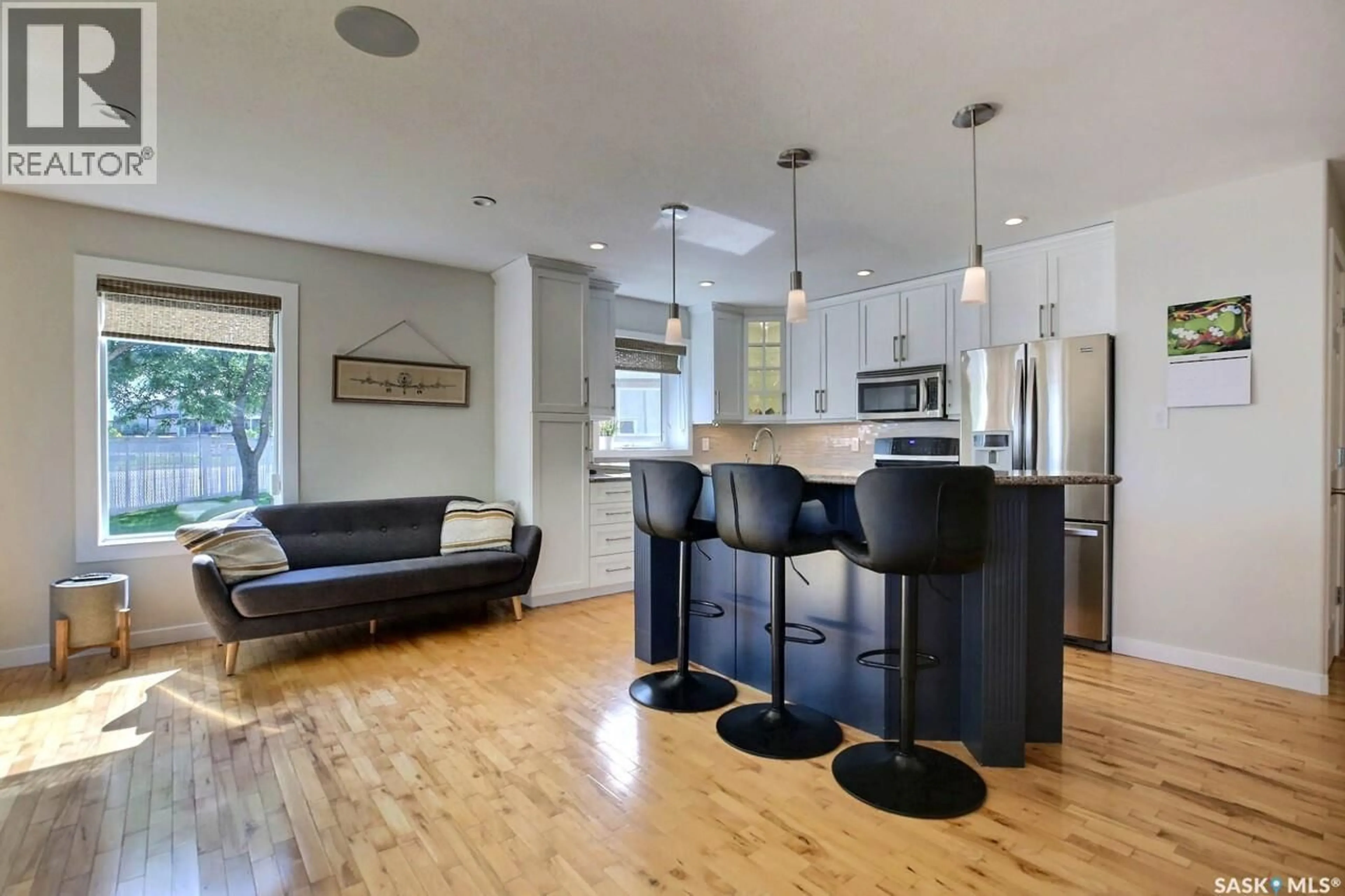 Open concept kitchen, unknown for E - 1558 DEWDNEY BAY, Regina Saskatchewan S4Z1A7