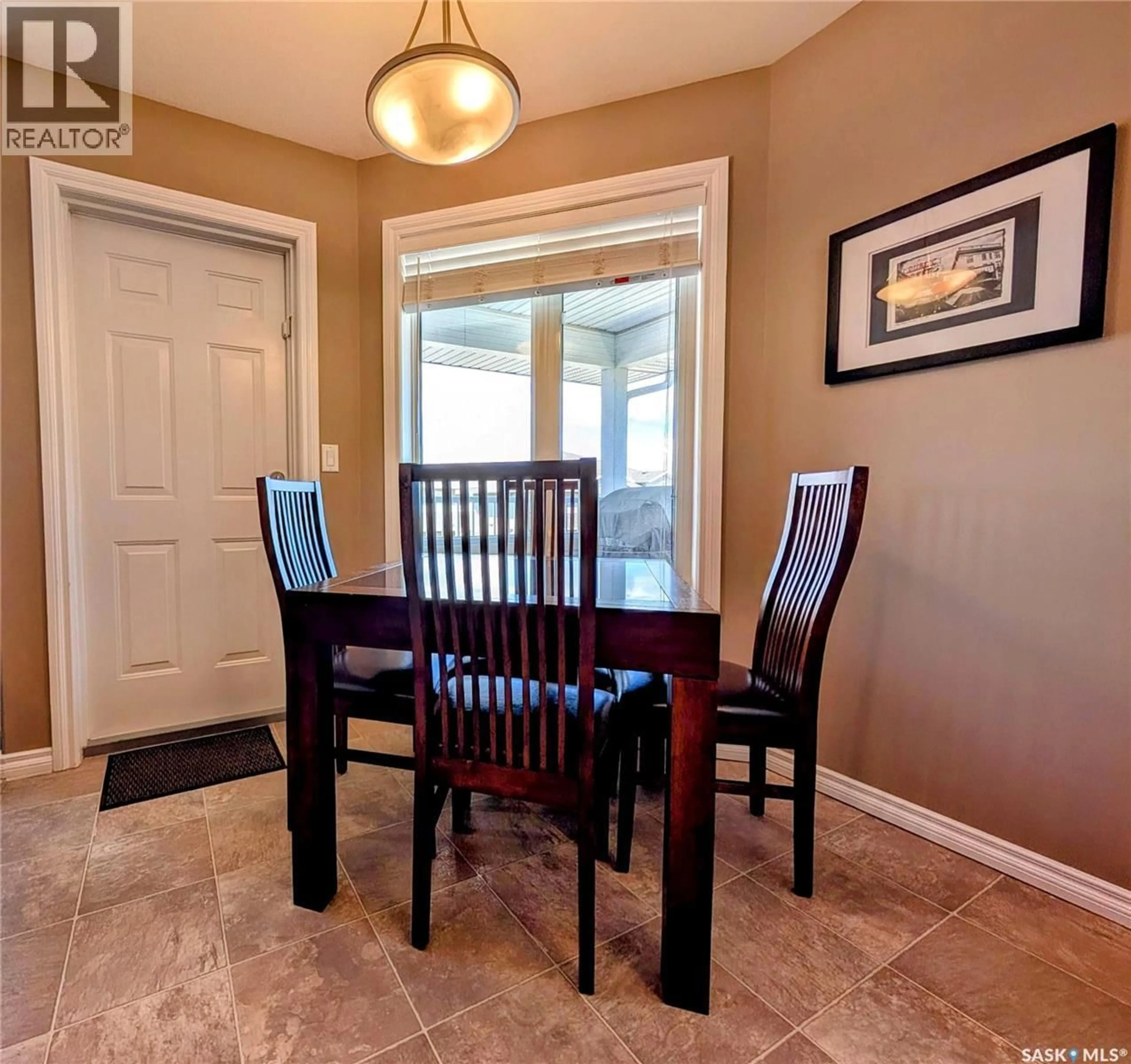 Dining room, unknown for 4144 BUCKINGHAM DRIVE, Regina Saskatchewan S4V3A9