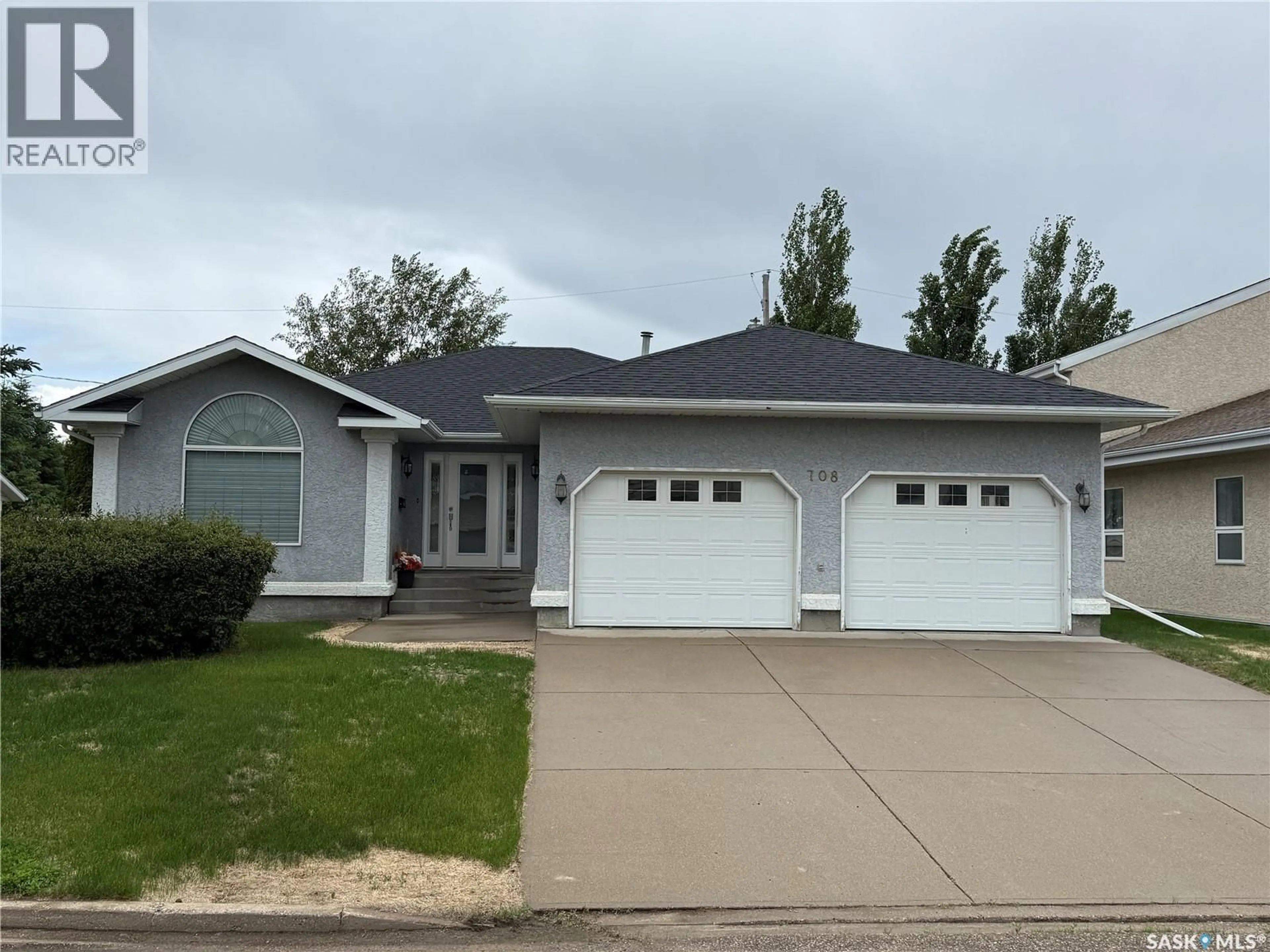 Home with vinyl exterior material, street for 708 ADAMSON CRESCENT, Shellbrook Saskatchewan S0J2E0