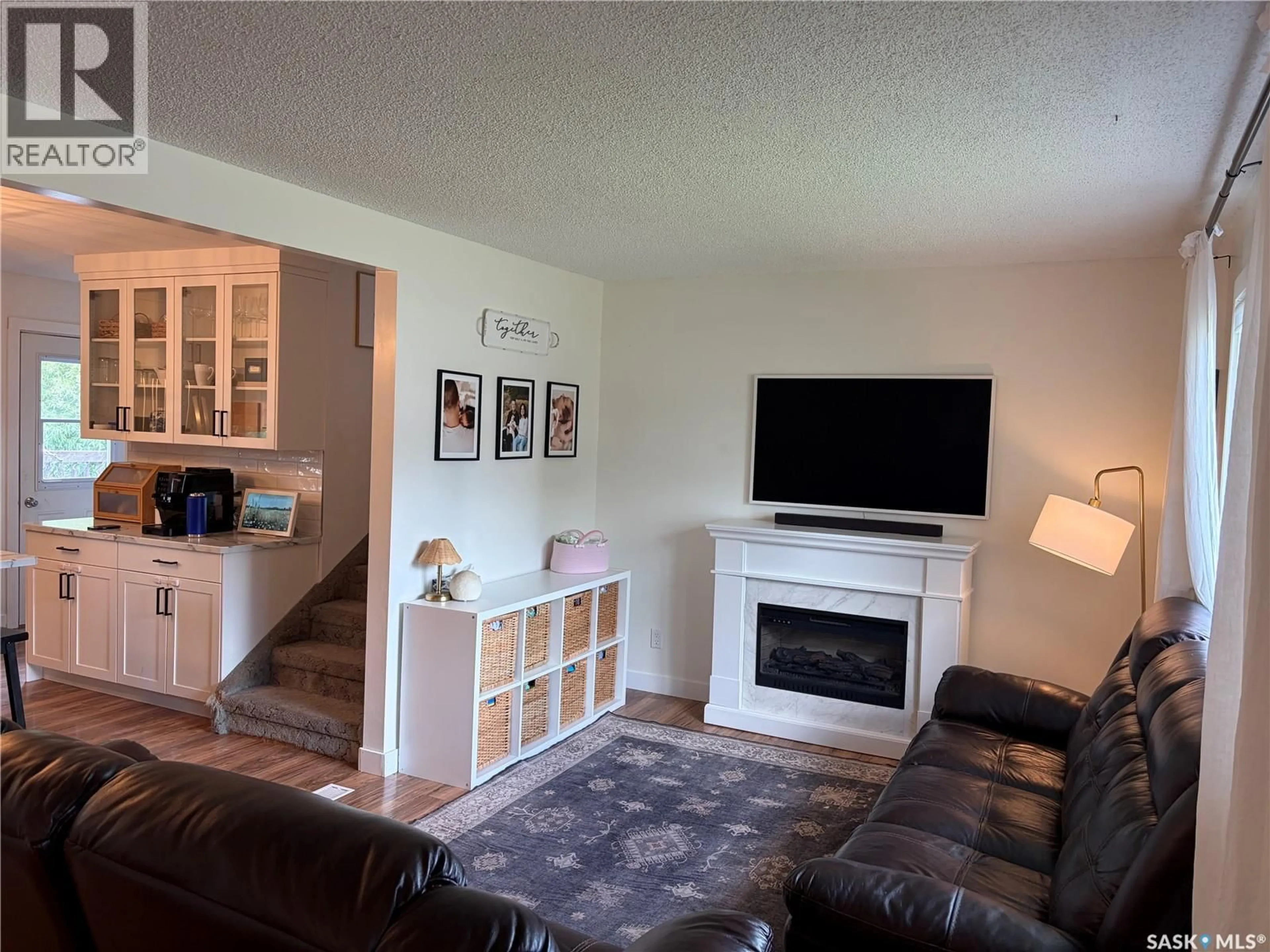 Living room with furniture, unknown for 772 PORTAGE AVENUE, Wadena Saskatchewan S0A4J0