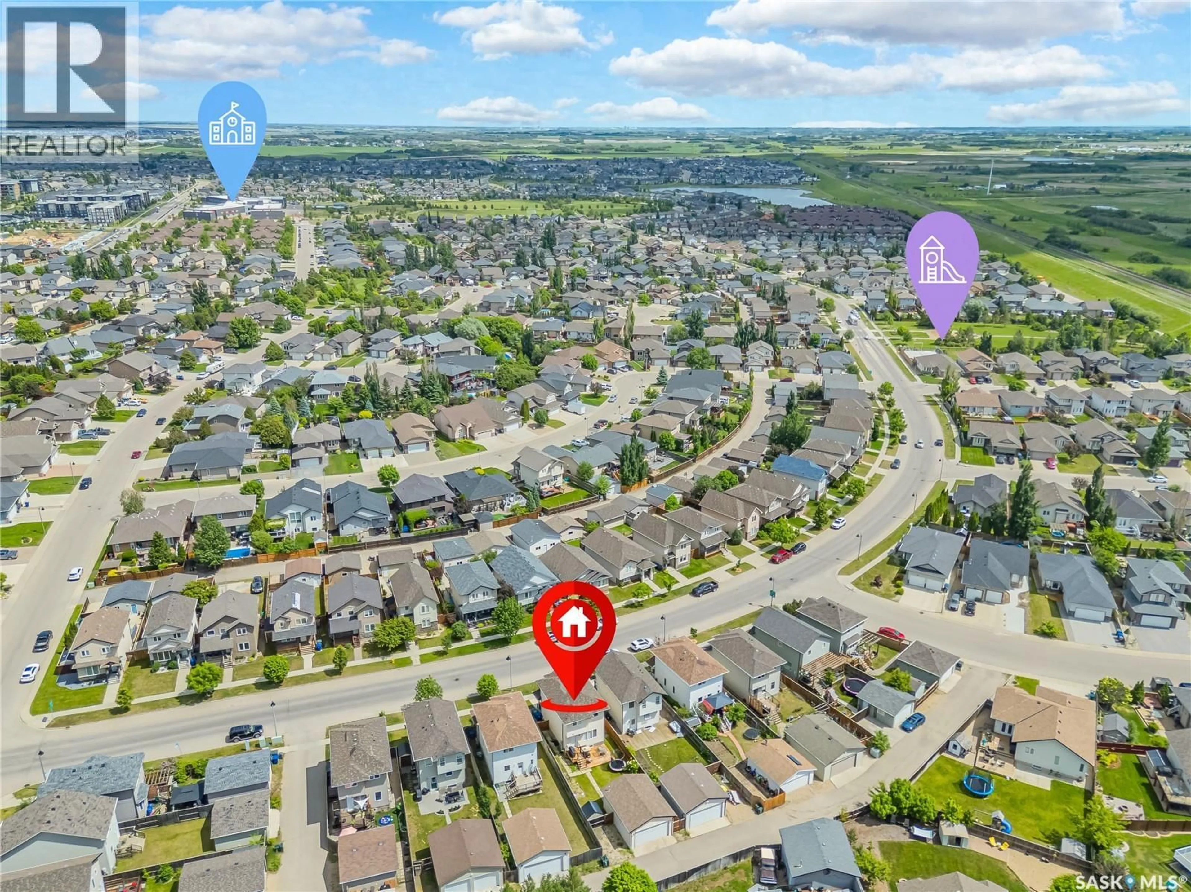 A pic from outside/outdoor area/front of a property/back of a property/a pic from drone, street for 330 GALLOWAY ROAD, Saskatoon Saskatchewan S7T0C5