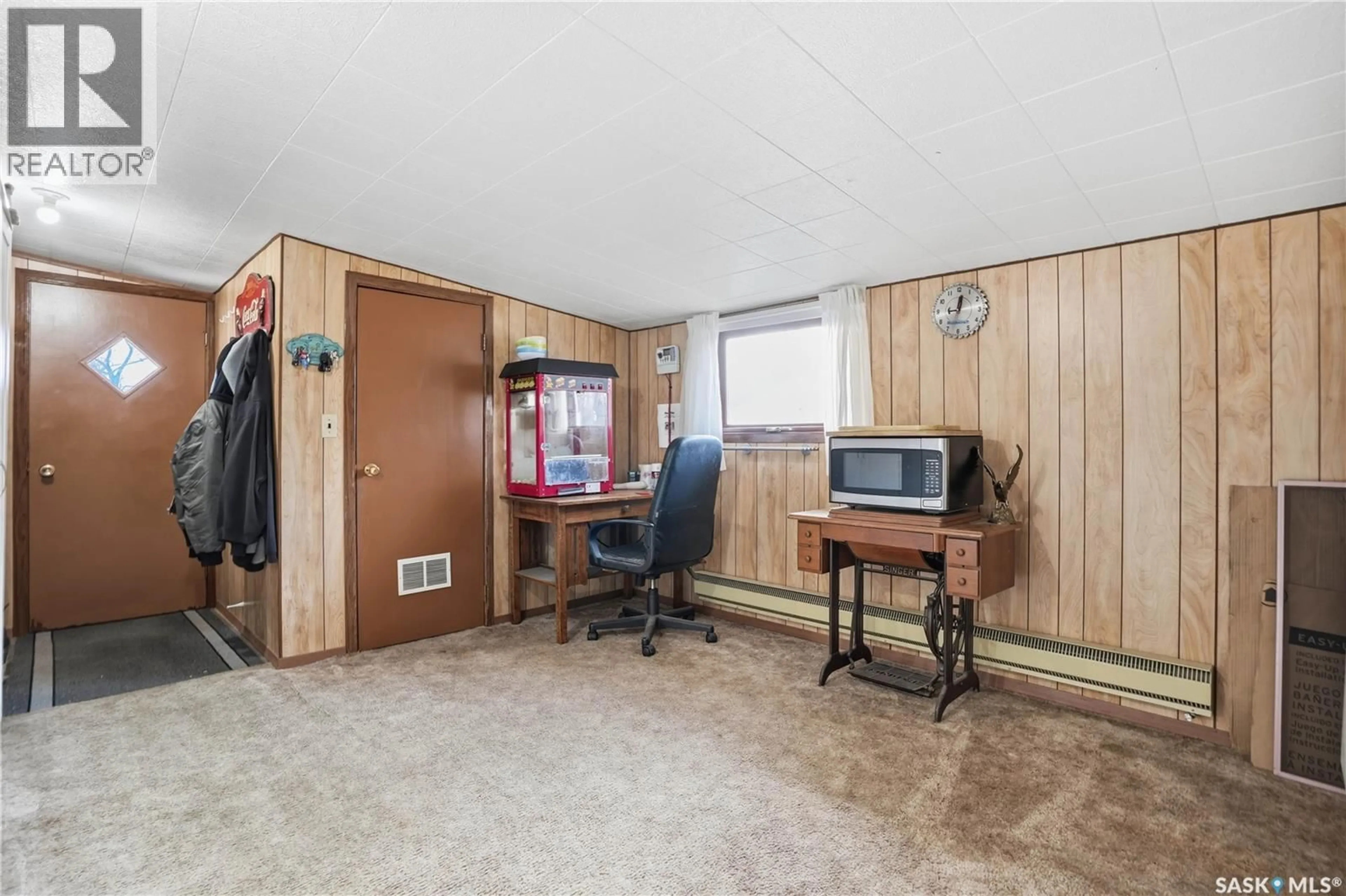 A pic of a room for 514 MCKENZIE STREET, Morse Saskatchewan S0H3C0