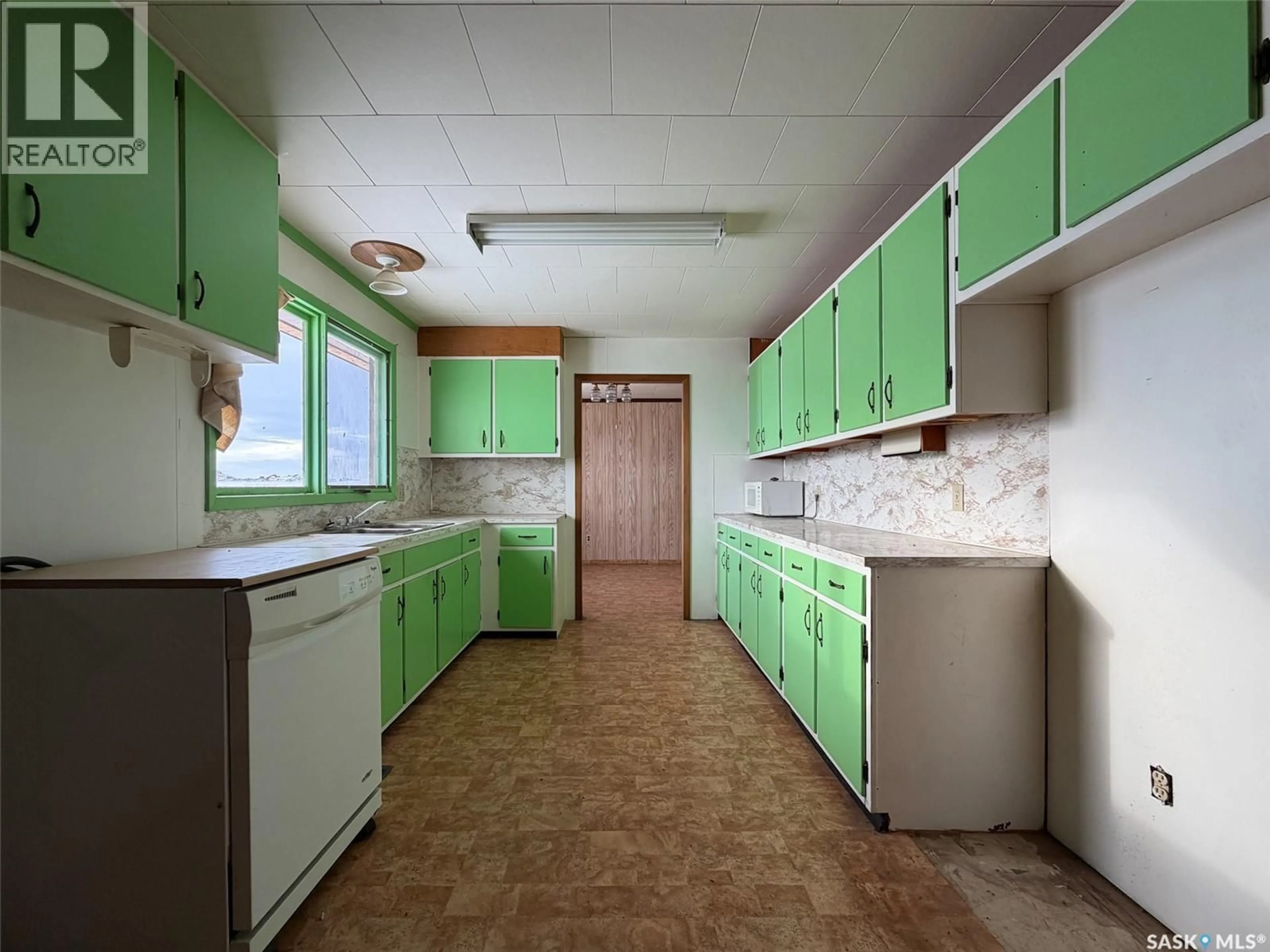 Standard kitchen, unknown for 27864 HWY 13, Arlington Rm No. 79 Saskatchewan S0N0T0