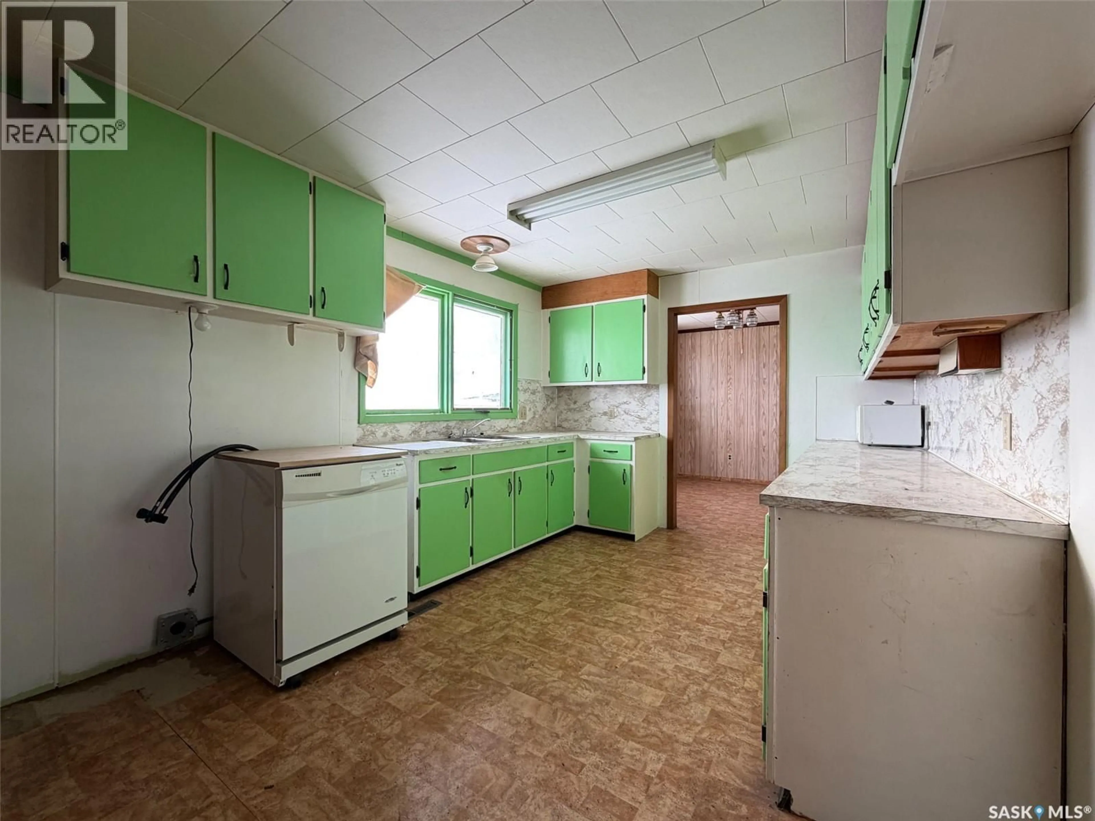 Standard kitchen, unknown for 27864 HWY 13, Arlington Rm No. 79 Saskatchewan S0N0T0