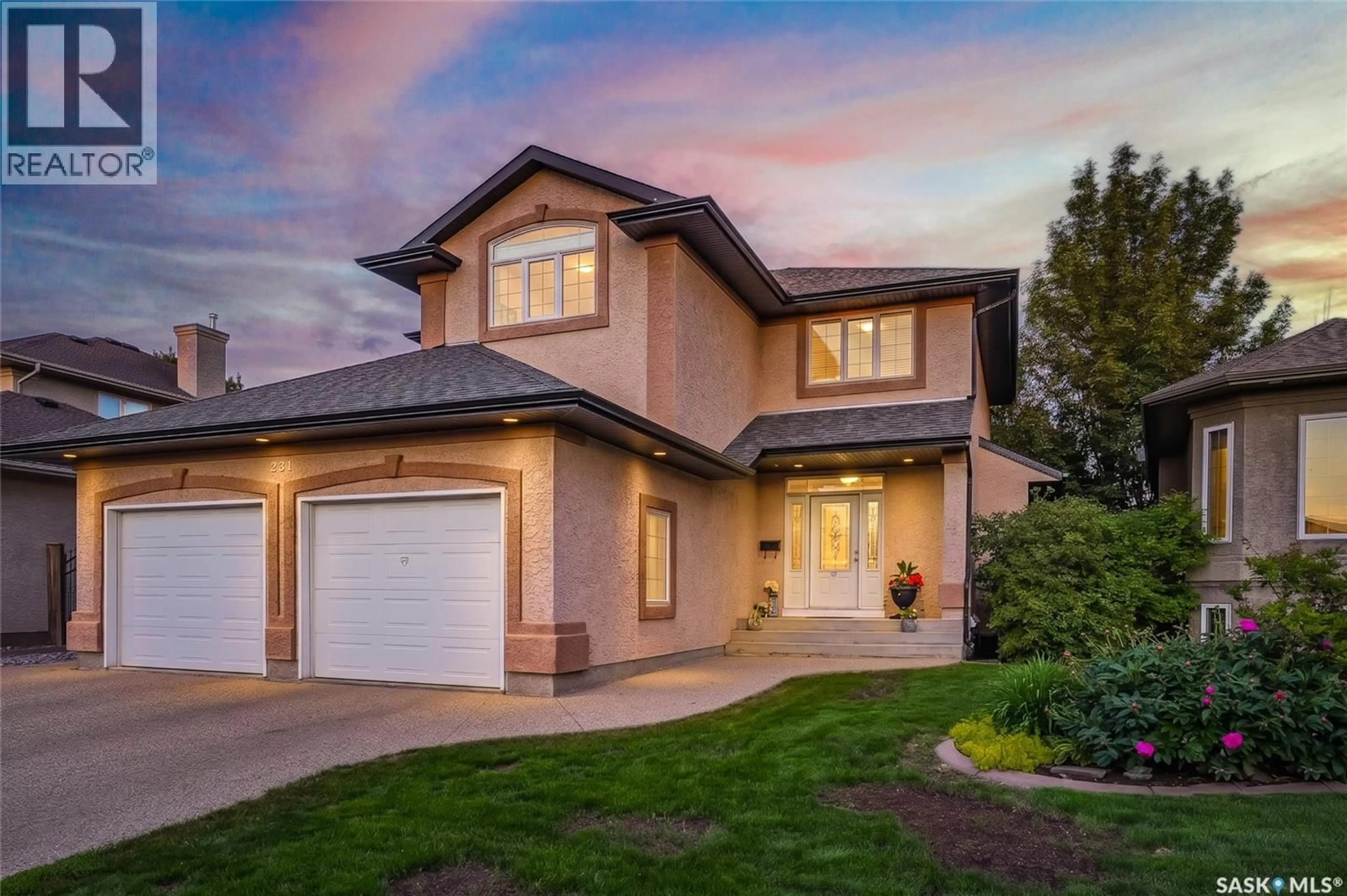 Home with vinyl exterior material, street for 231 BROOKSHIRE CRESCENT, Saskatoon Saskatchewan S7V1H2