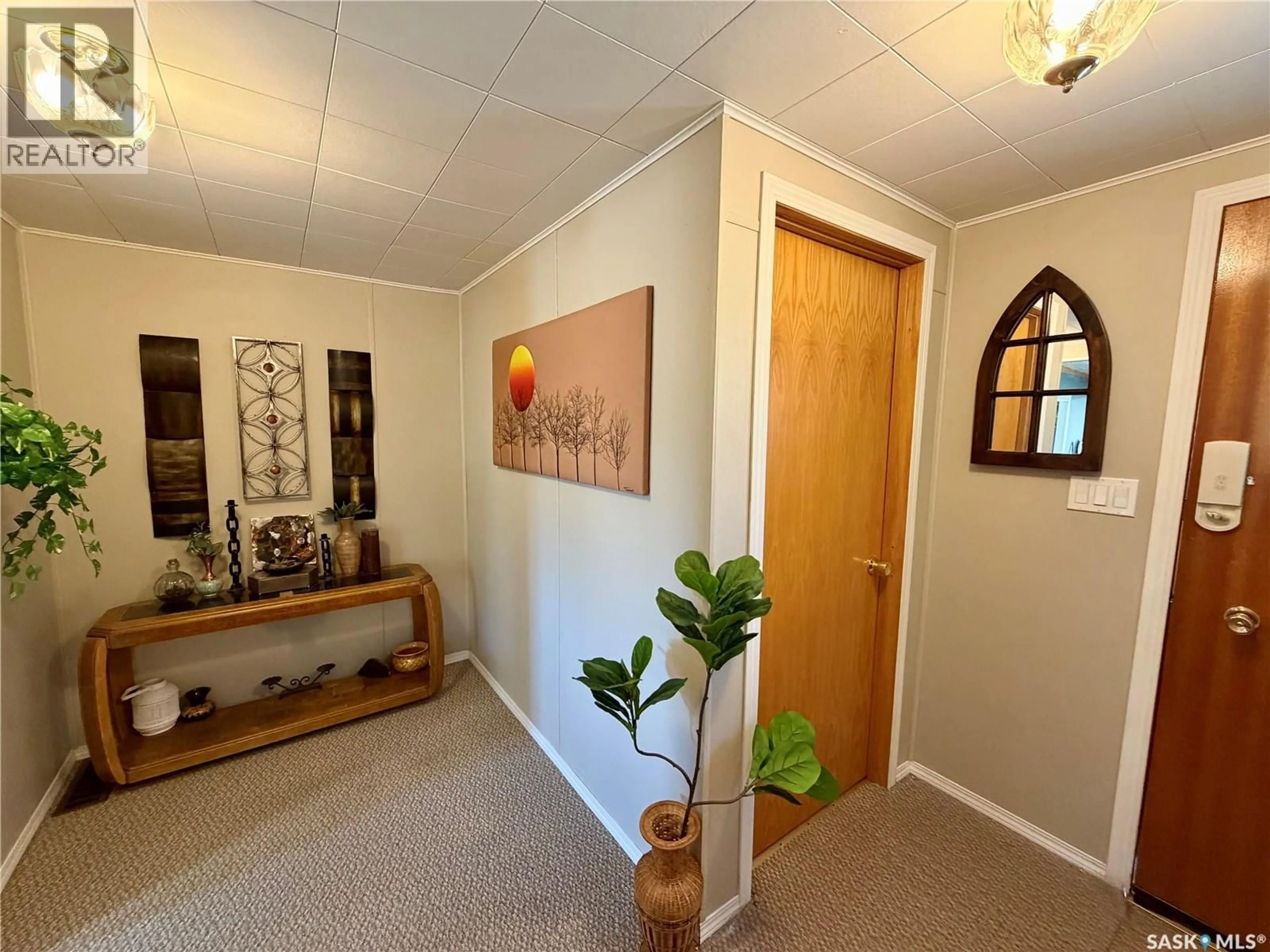 Indoor entryway for 220 2ND STREET, Carnduff Saskatchewan S0C0S0