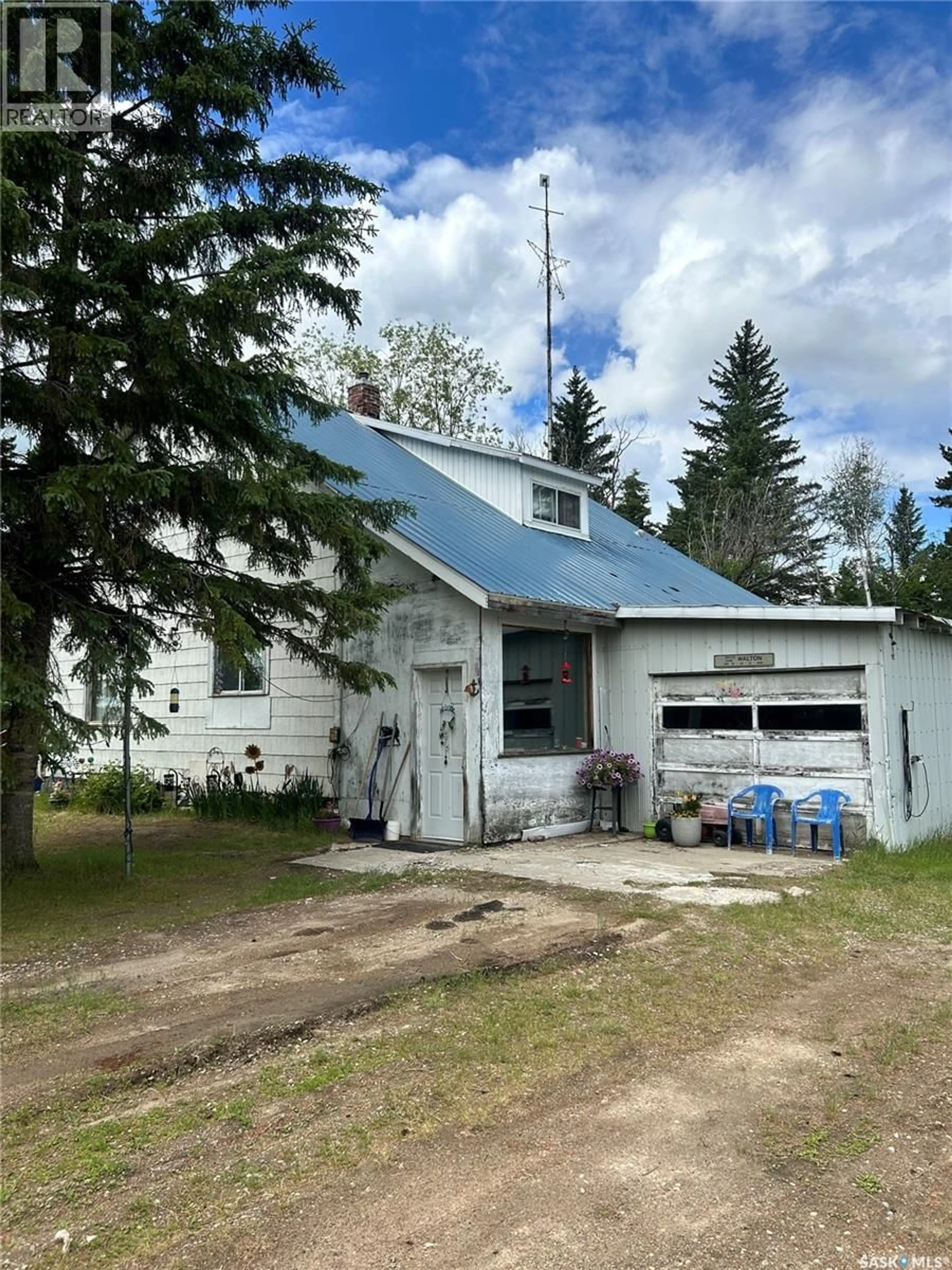 A pic from outside/outdoor area/front of a property/back of a property/a pic from drone, building for POPLAR GROVE FARM, Nipawin Rm No. 487 Saskatchewan S0E0P0