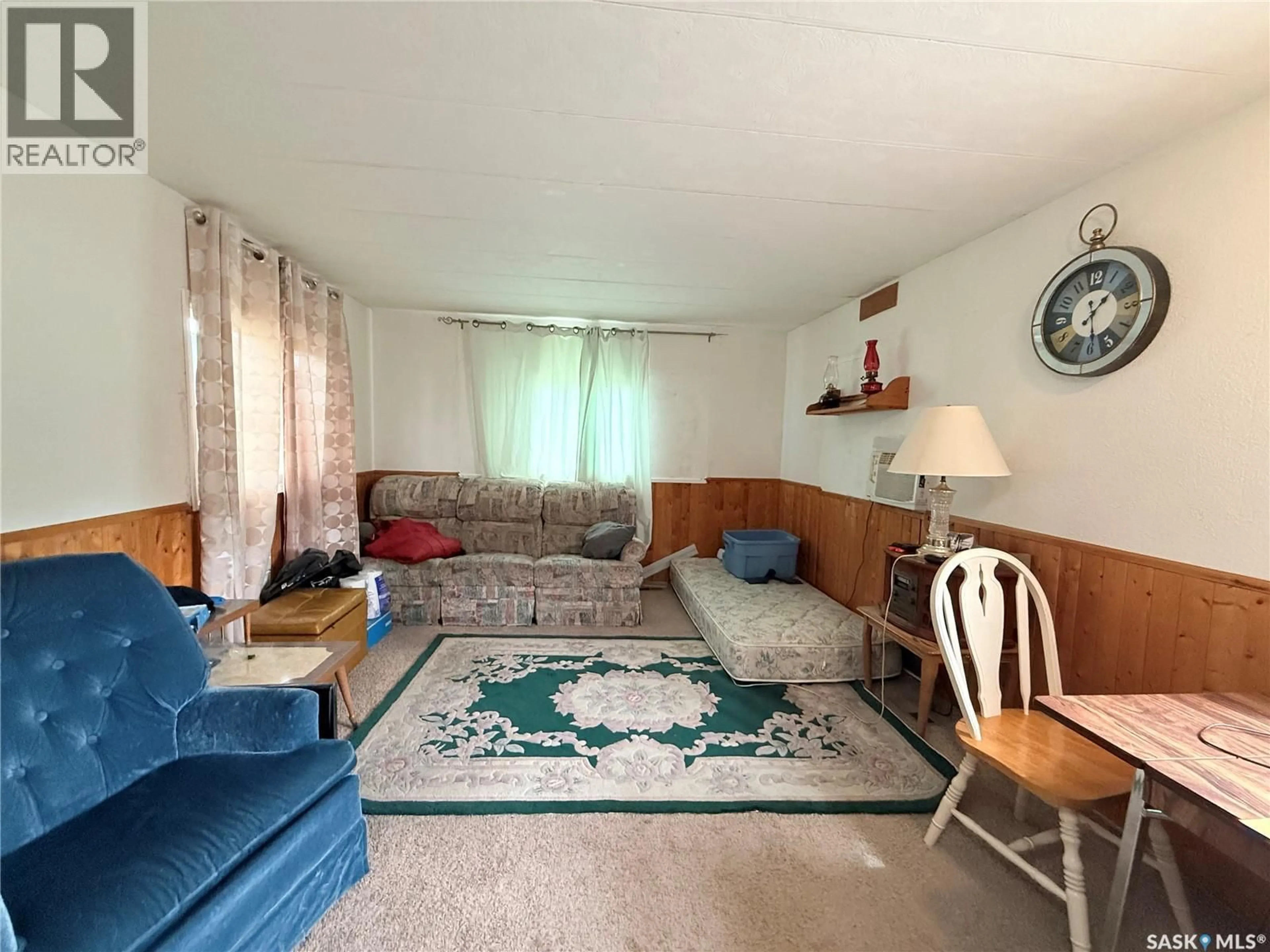 Living room with furniture, unknown for #10 - 360 5TH STREET, Shaunavon Saskatchewan S0N2M0