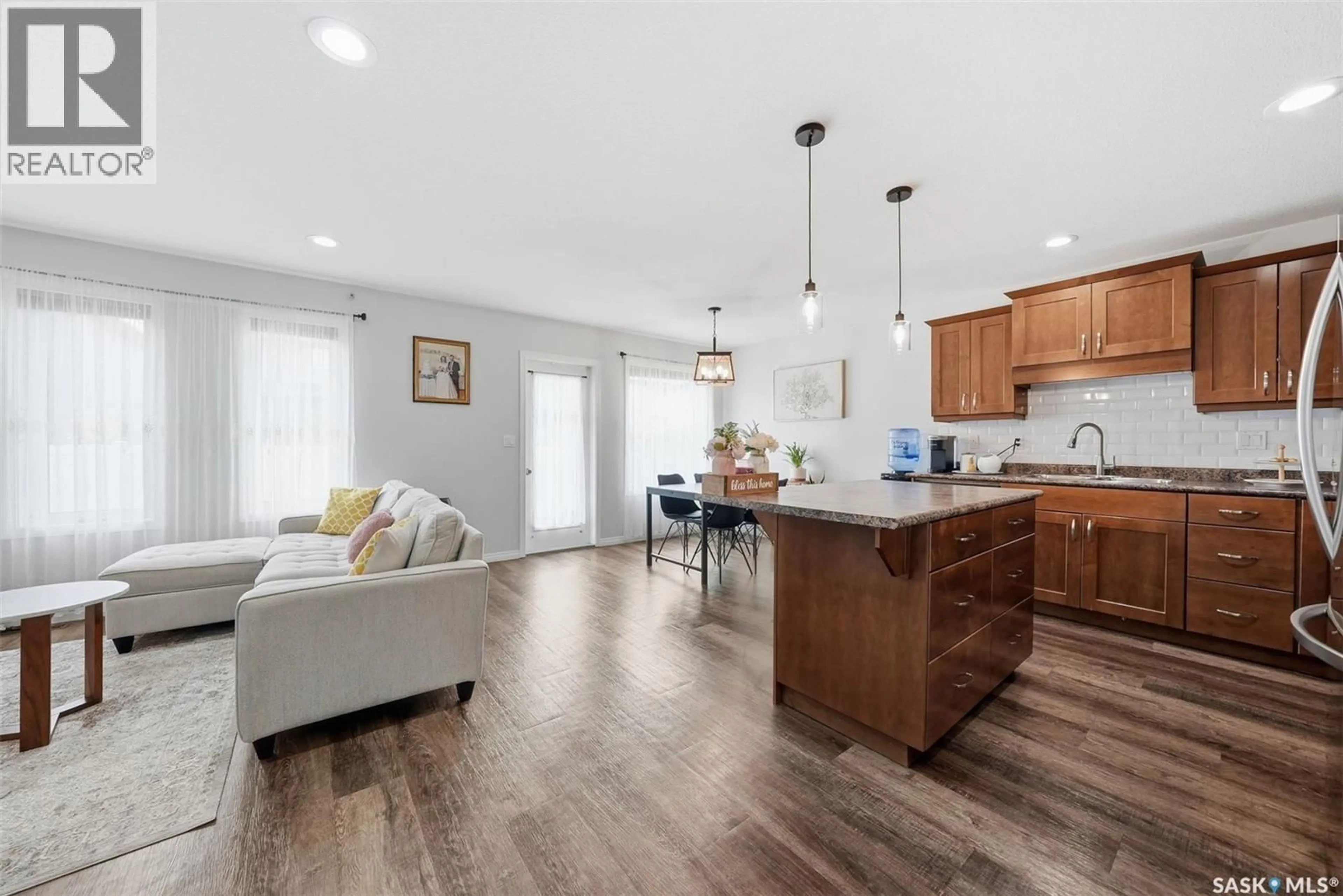Open concept kitchen, unknown for 12 547 EAST HAMPTON BOULEVARD, Saskatoon Saskatchewan S7R0H8