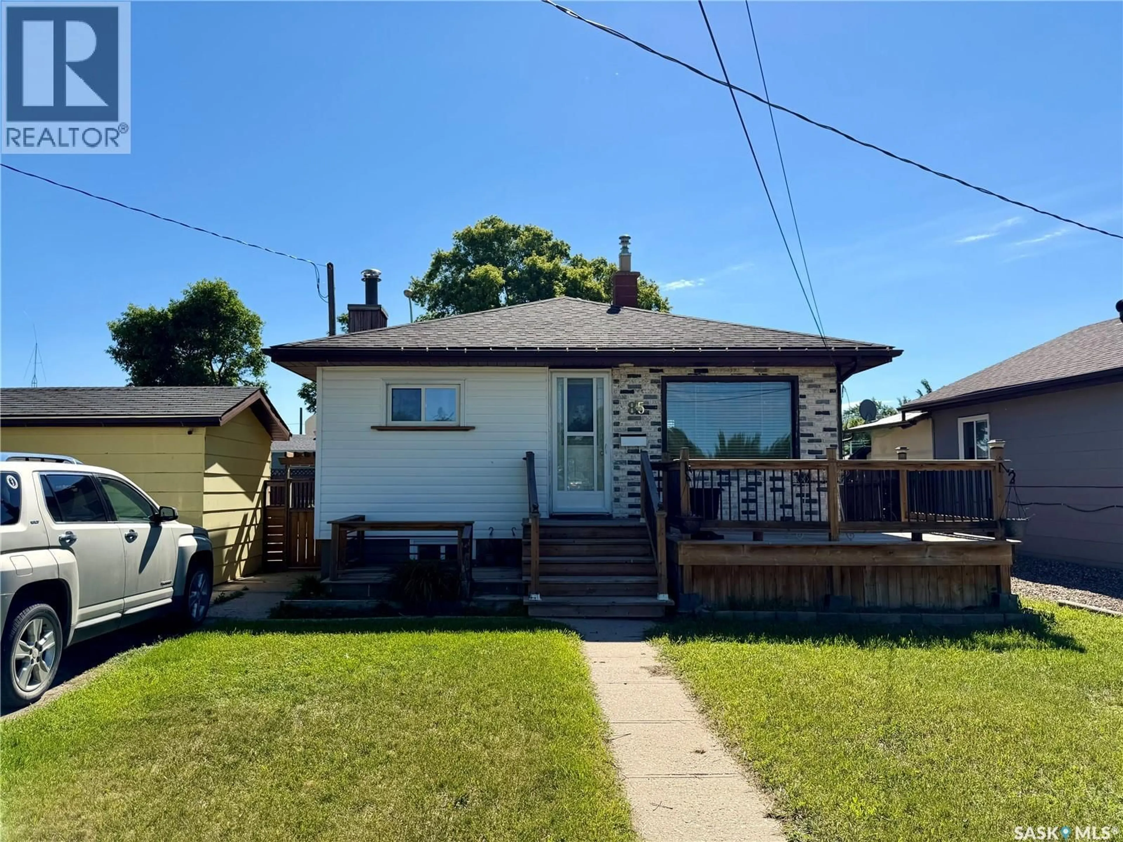 A pic from outside/outdoor area/front of a property/back of a property/a pic from drone, street for 85 13TH AVENUE, Swift Current Saskatchewan S9H3S1