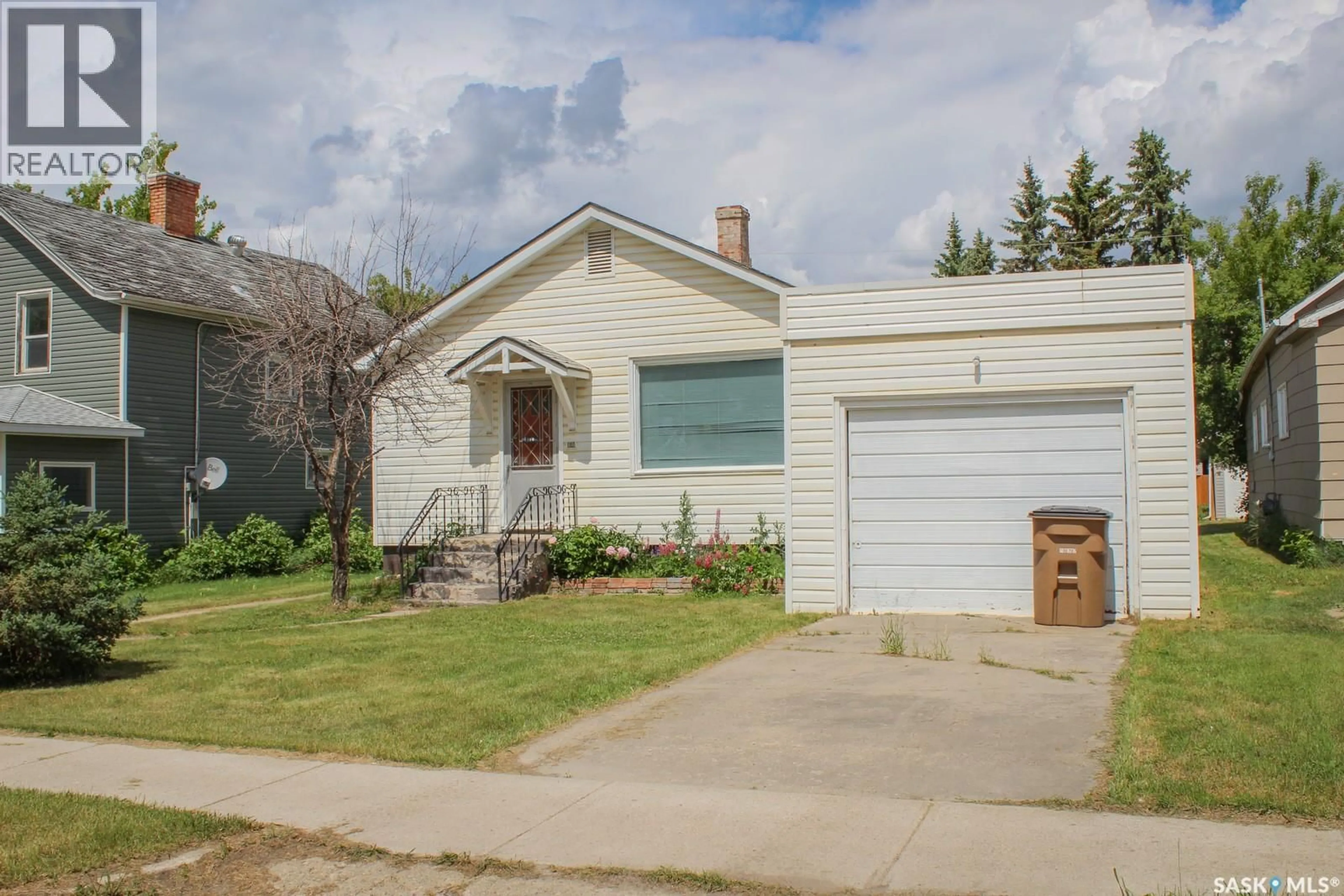 Unknown for E - 108 CRAWFORD AVENUE, Melfort Saskatchewan S0E1A0