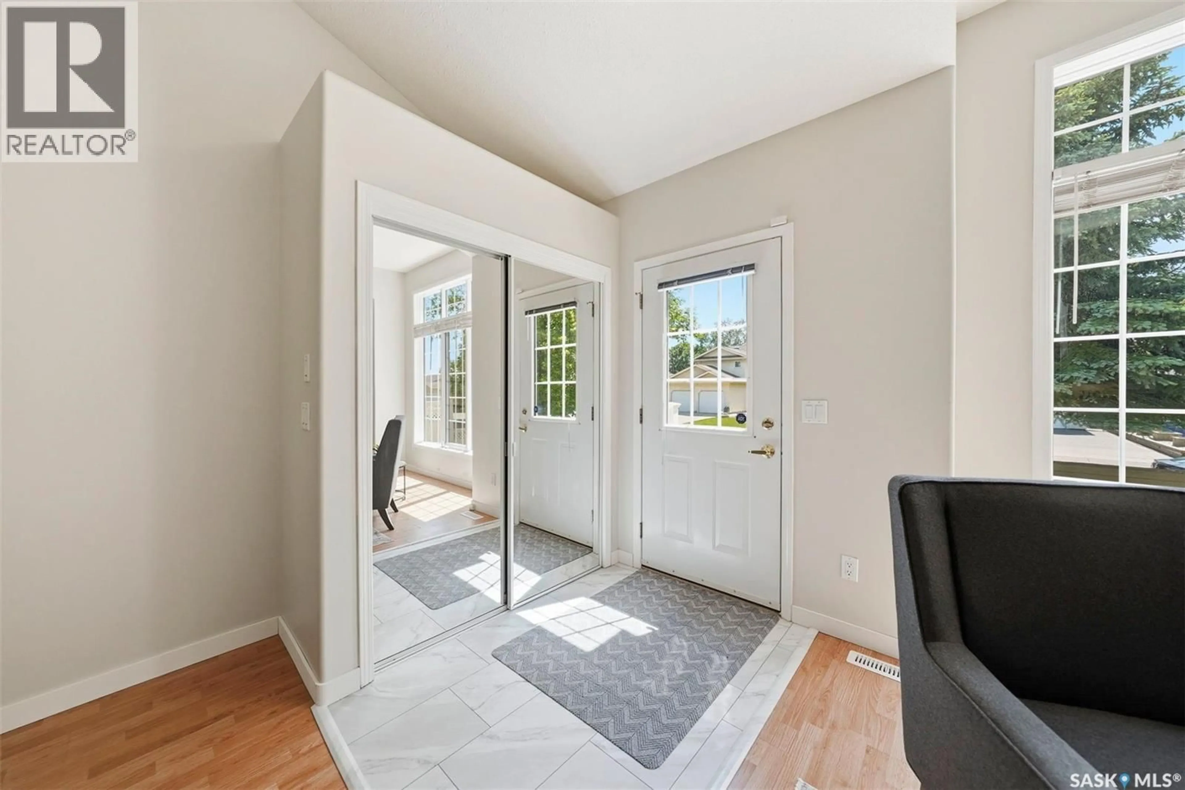 Indoor entryway for 446 PEREHUDOFF CRESCENT, Saskatoon Saskatchewan S7N4R2