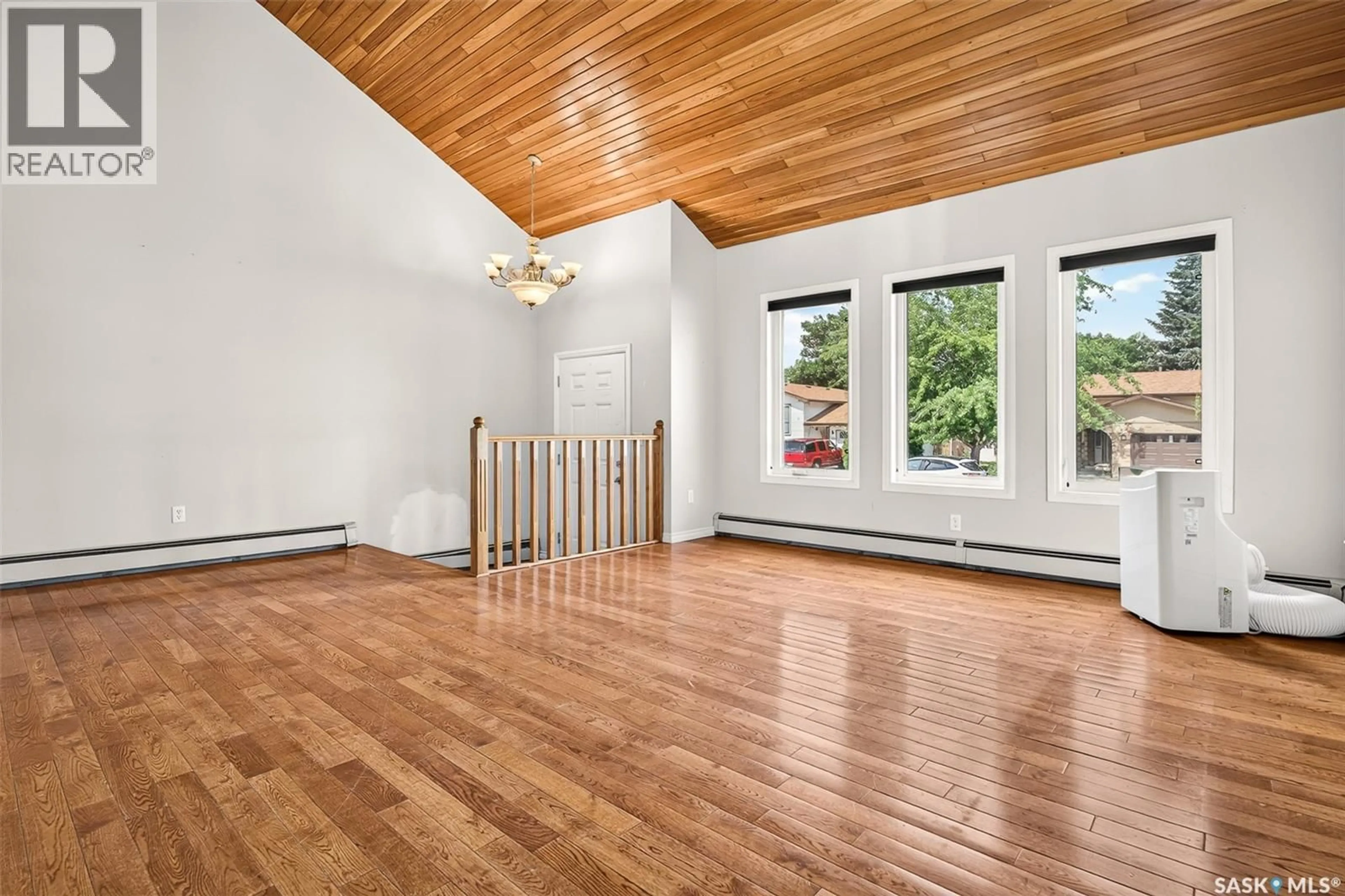 A pic of a room for 1309 REGAL CRESCENT, Moose Jaw Saskatchewan S6H7S1