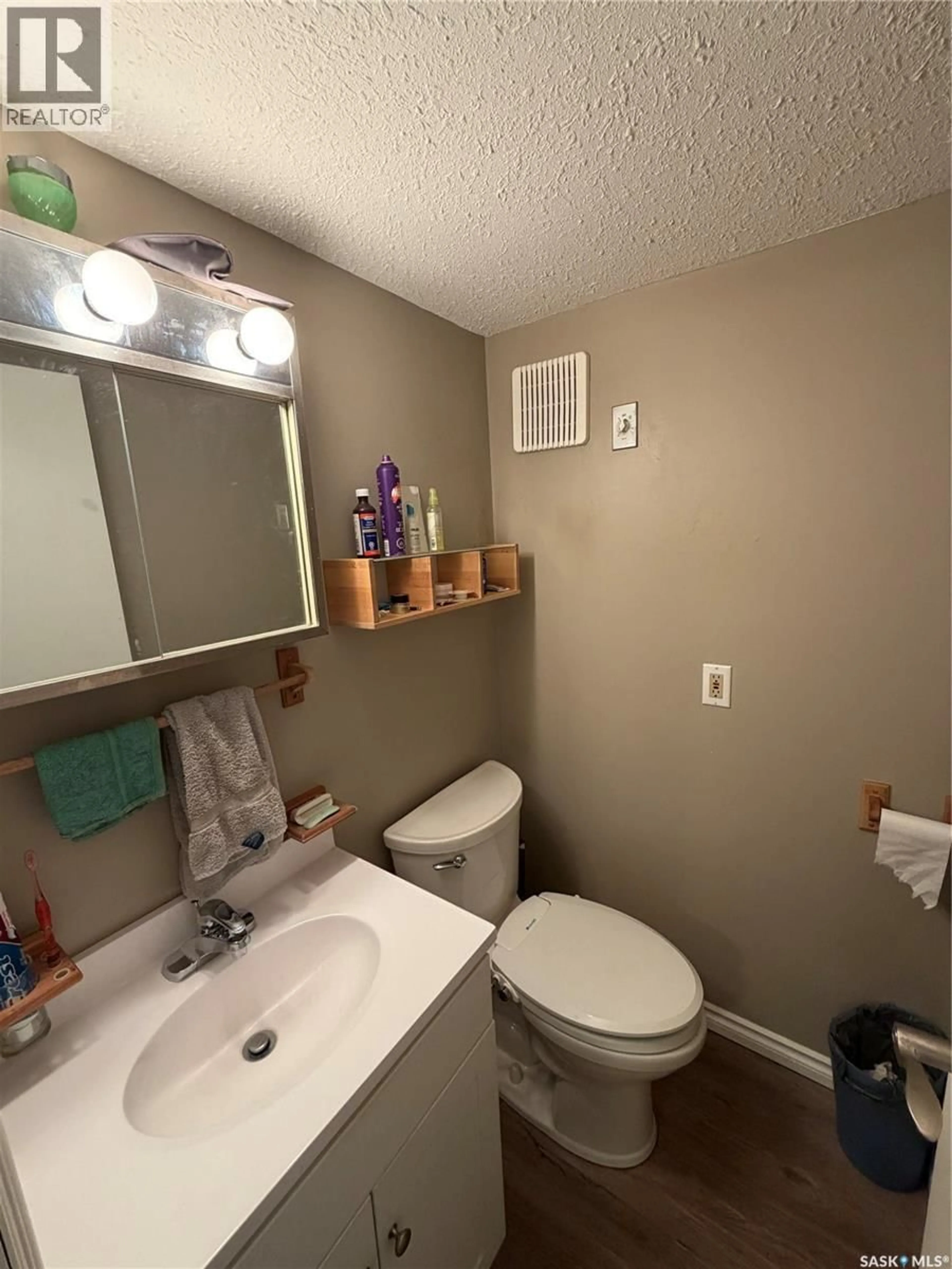 A pic of a room for FINCH, Prince Albert National Park Saskatchewan S0J2Y0