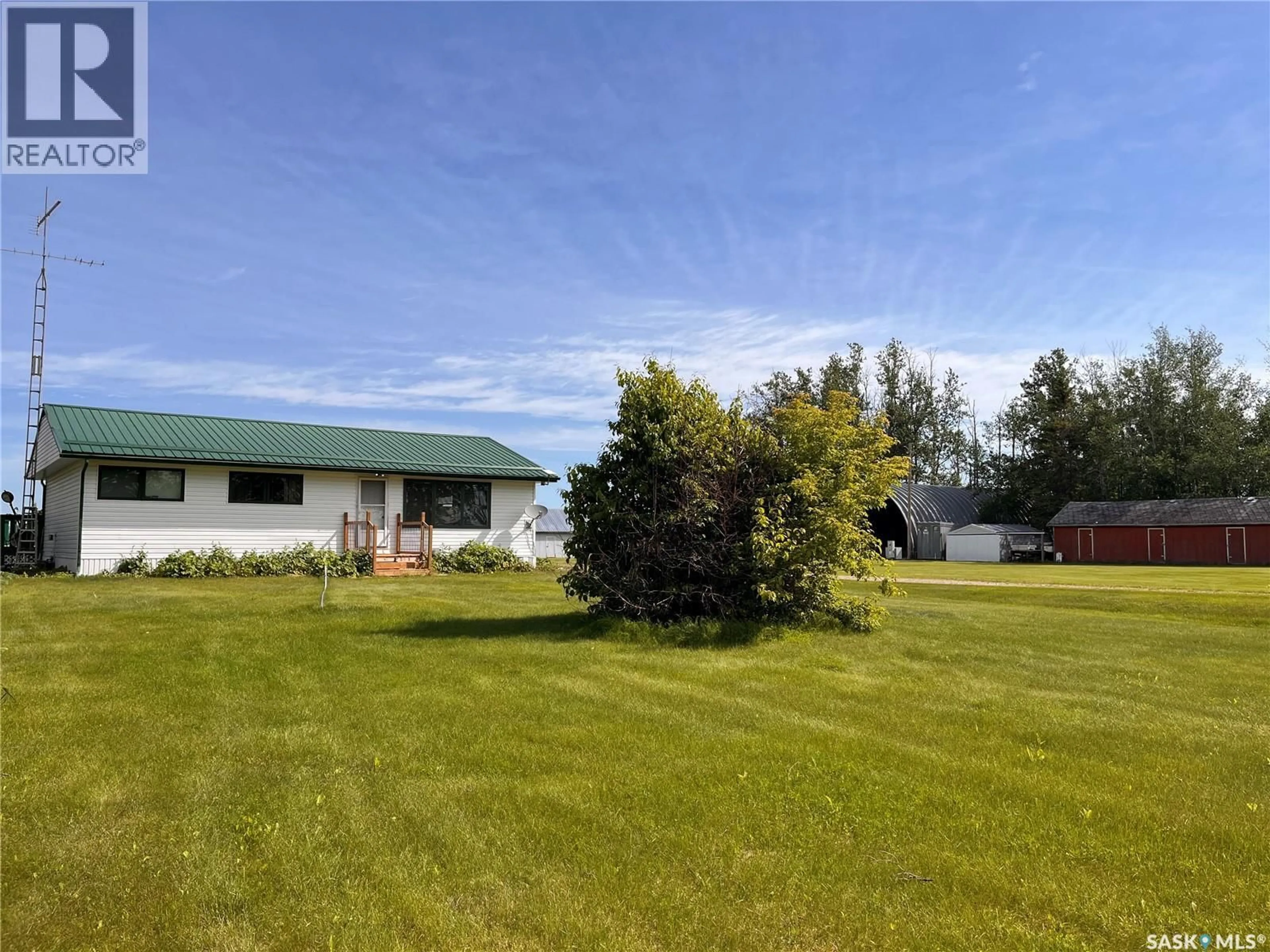 A pic from outside/outdoor area/front of a property/back of a property/a pic from drone, unknown for CHORNEY ACREAGE, Nipawin Rm No. 487 Saskatchewan S0E1E0