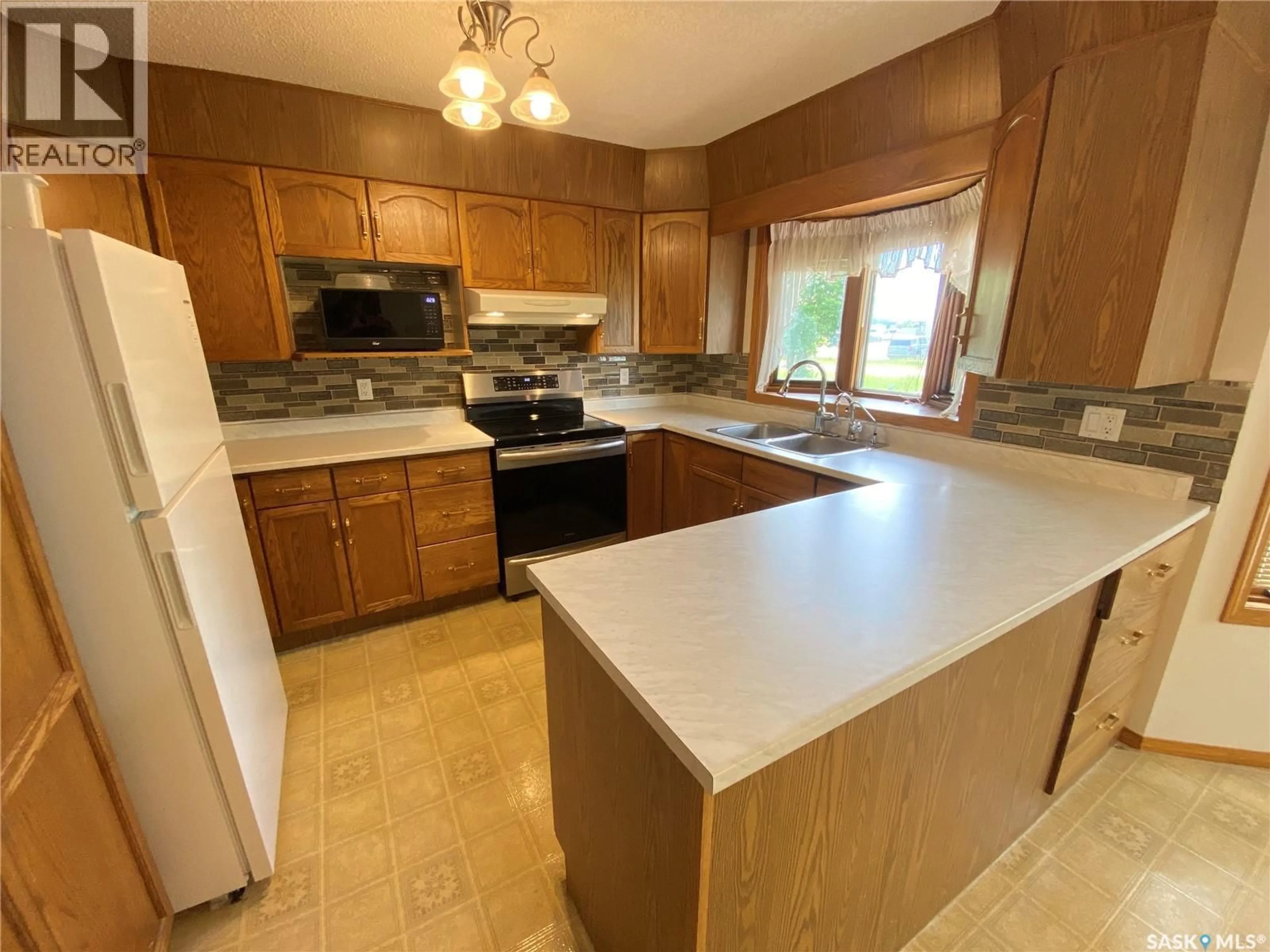 Unknown for 18 BLACKWELL CRESCENT, Yorkton Saskatchewan S3N3Y3