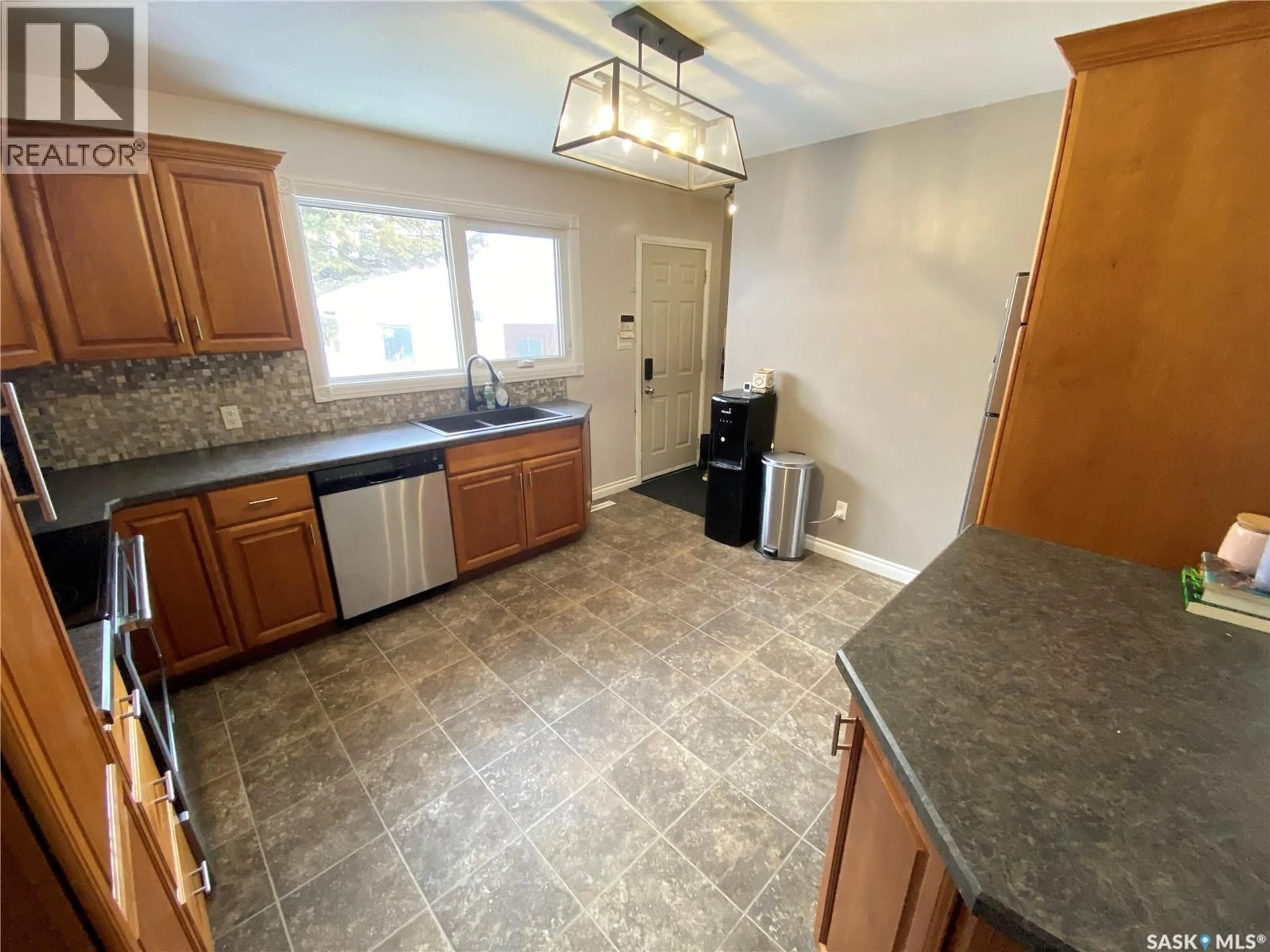 Standard kitchen, ceramic/tile floor for 65 IRWIN AVENUE, Yorkton Saskatchewan S3N2E4