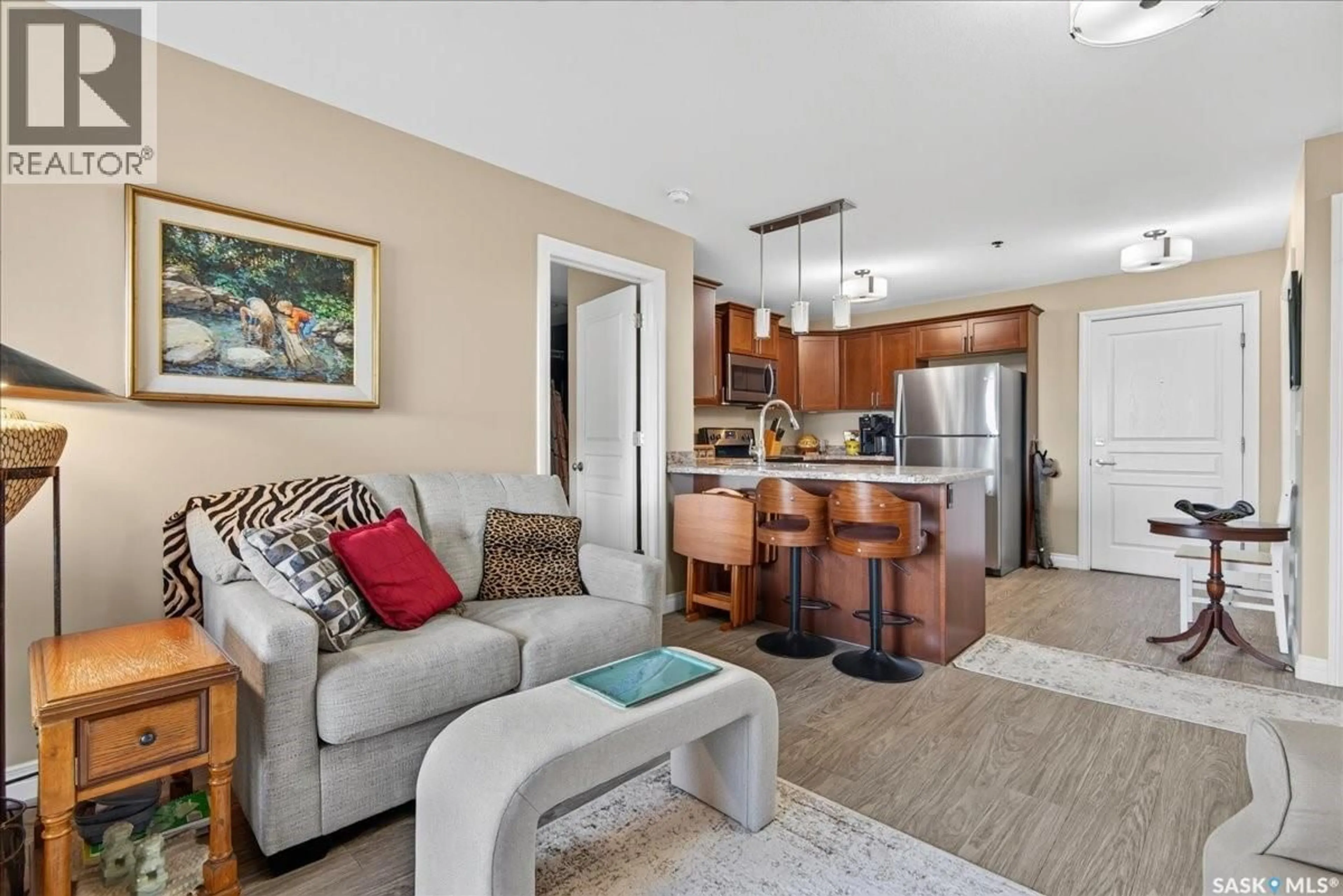 Living room with furniture, unknown for 306 - 3630 HAUGHTON ROAD, Regina Saskatchewan S4V1P1