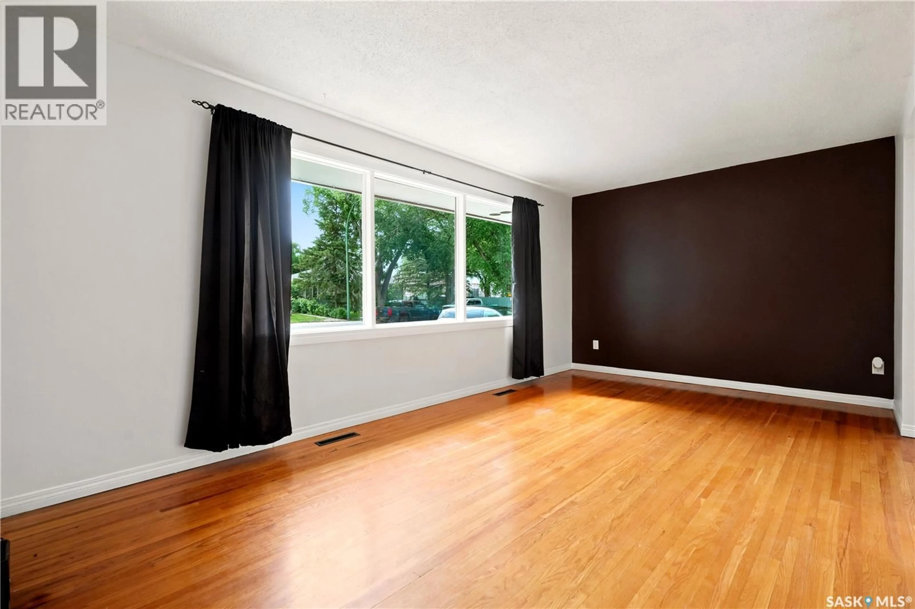A pic of a room for 2509 LACON STREET, Regina Saskatchewan S4N2A2