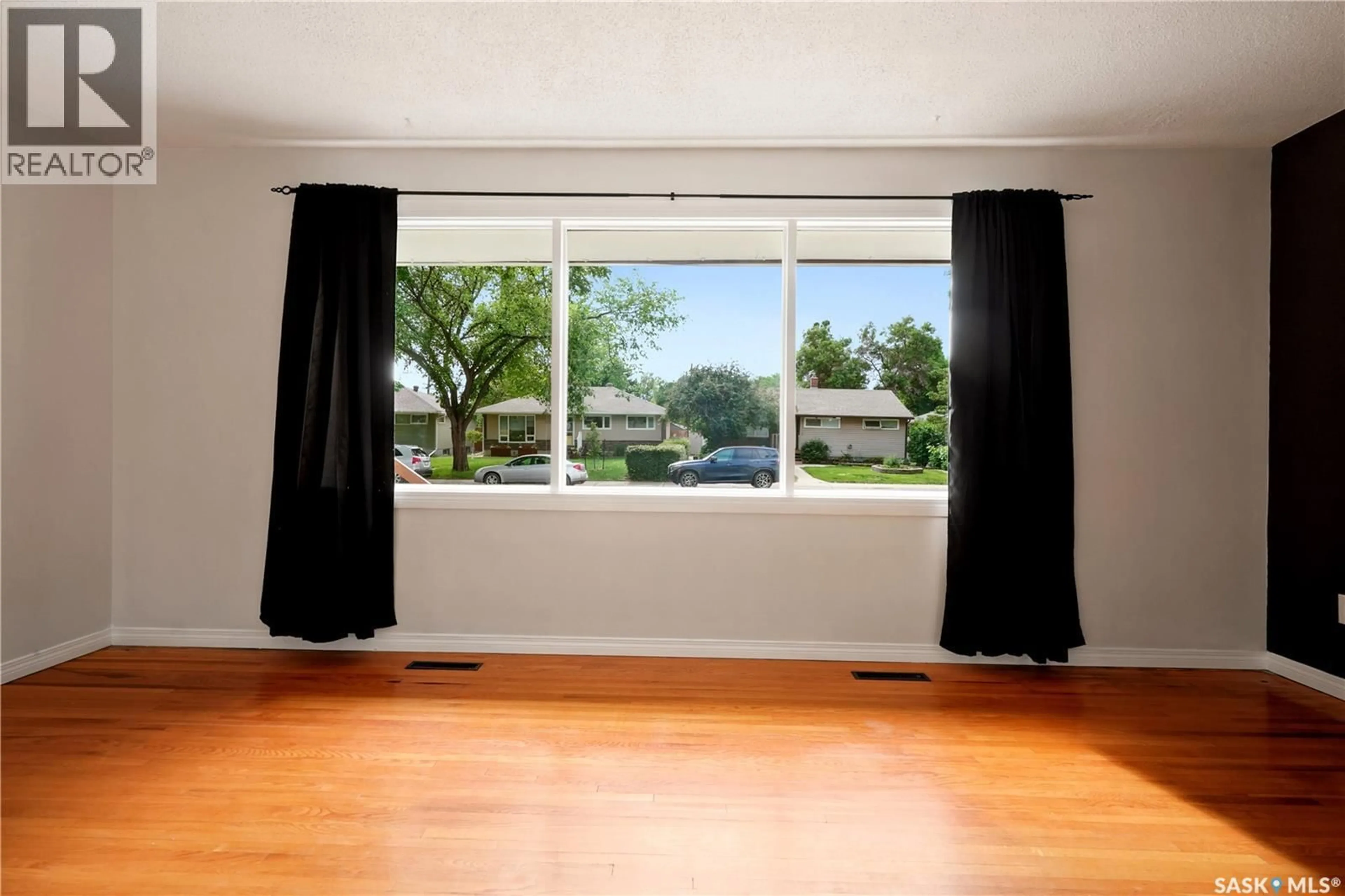 A pic of a room for 2509 LACON STREET, Regina Saskatchewan S4N2A2