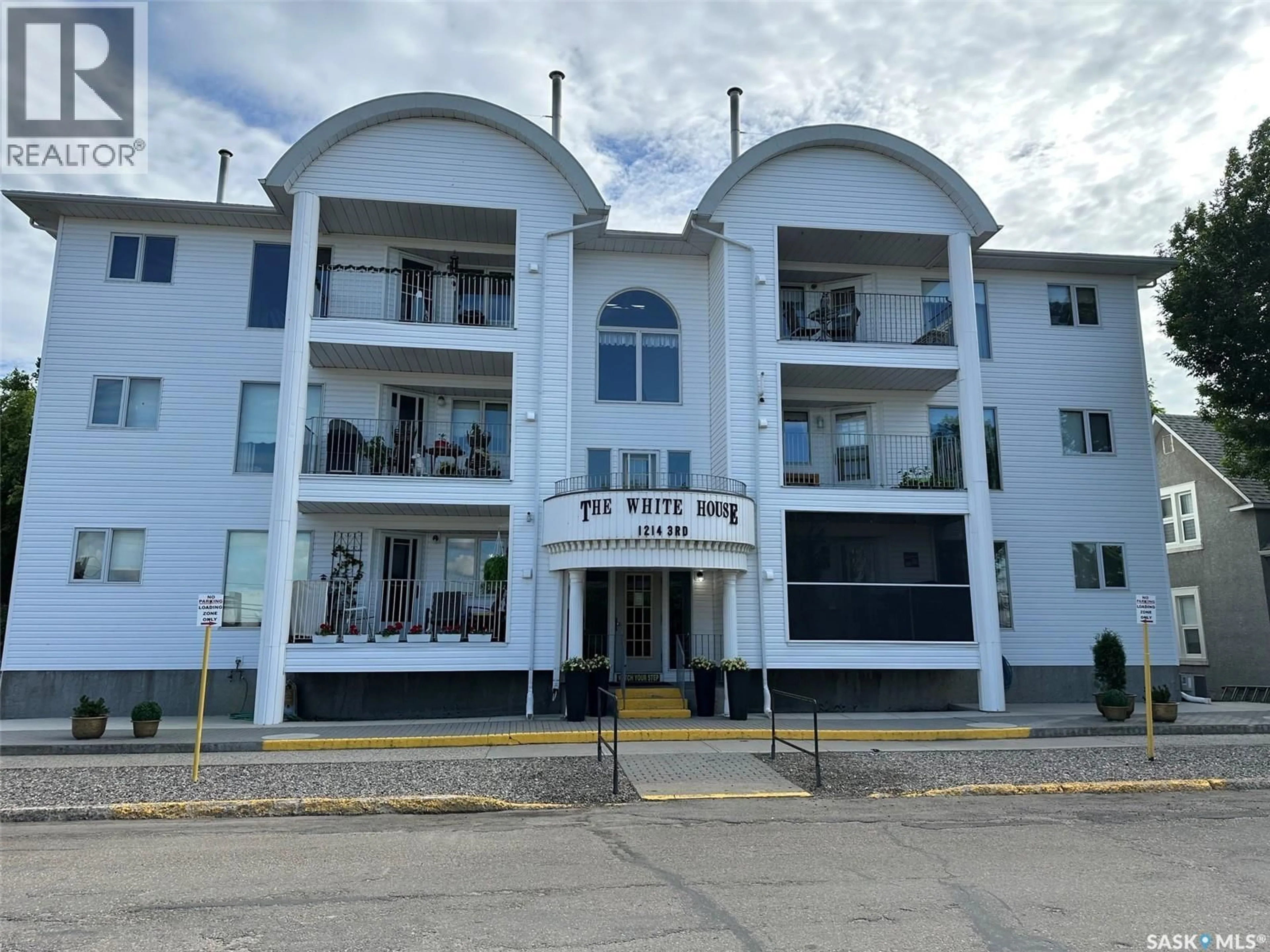Unknown for 303 1214 3RD STREET, Estevan Saskatchewan S4A0R9