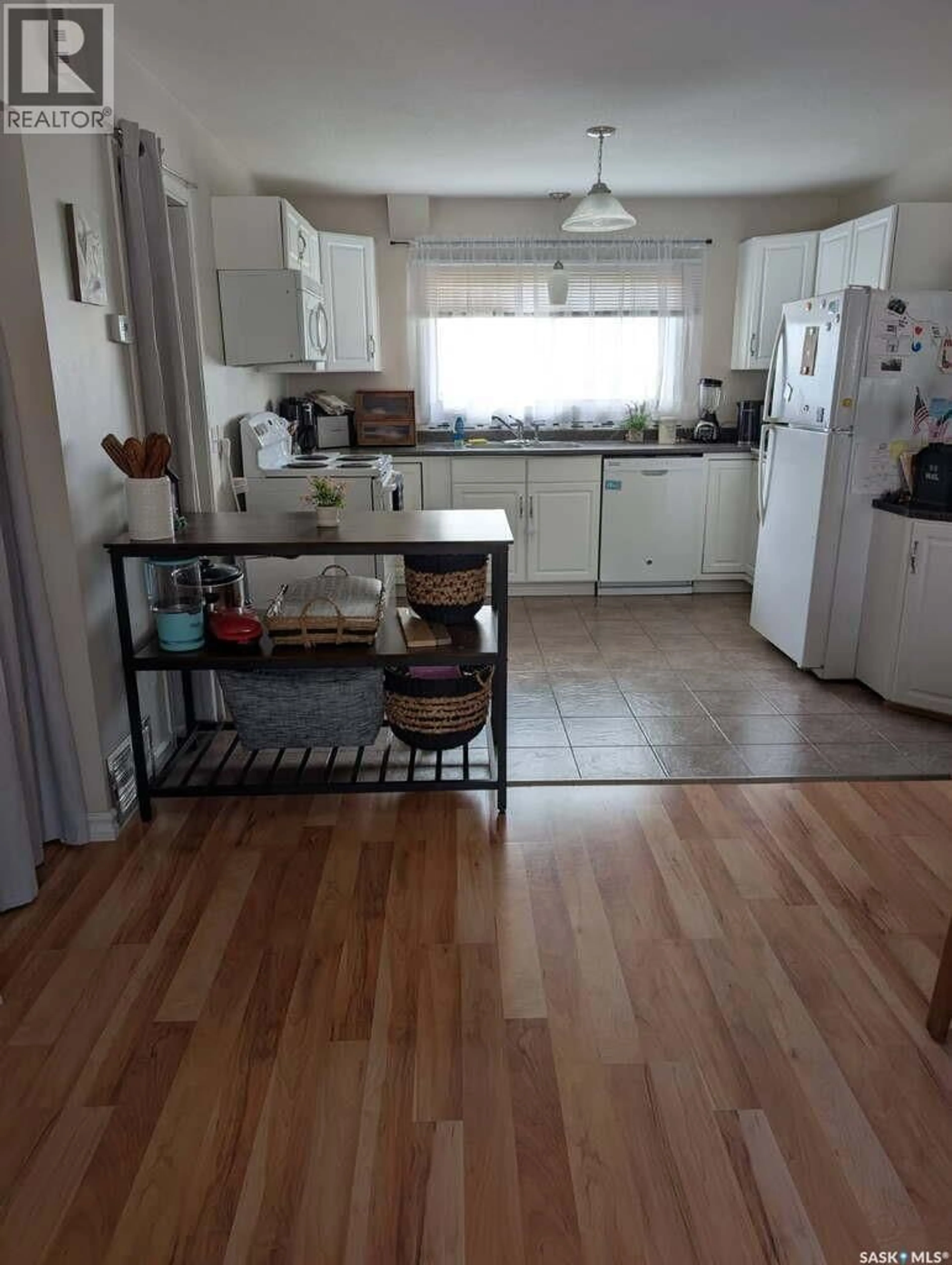 Unknown for 344 YOUNG STREET, Macoun Saskatchewan S0C1P0