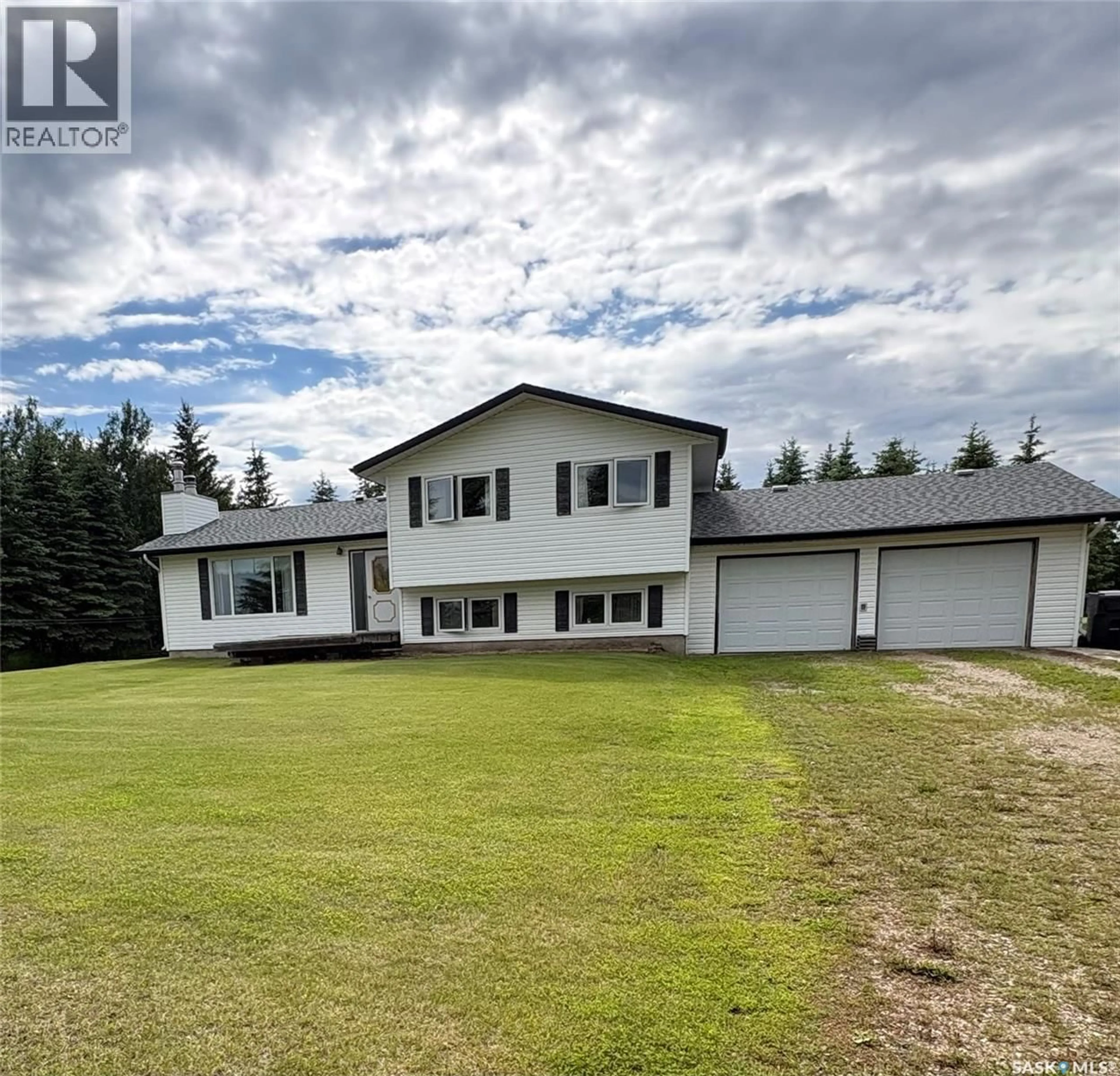 A pic from outside/outdoor area/front of a property/back of a property/a pic from drone, unknown for 136 FRANK AVENUE, Orkney Rm No. 244 Saskatchewan S3N1W8