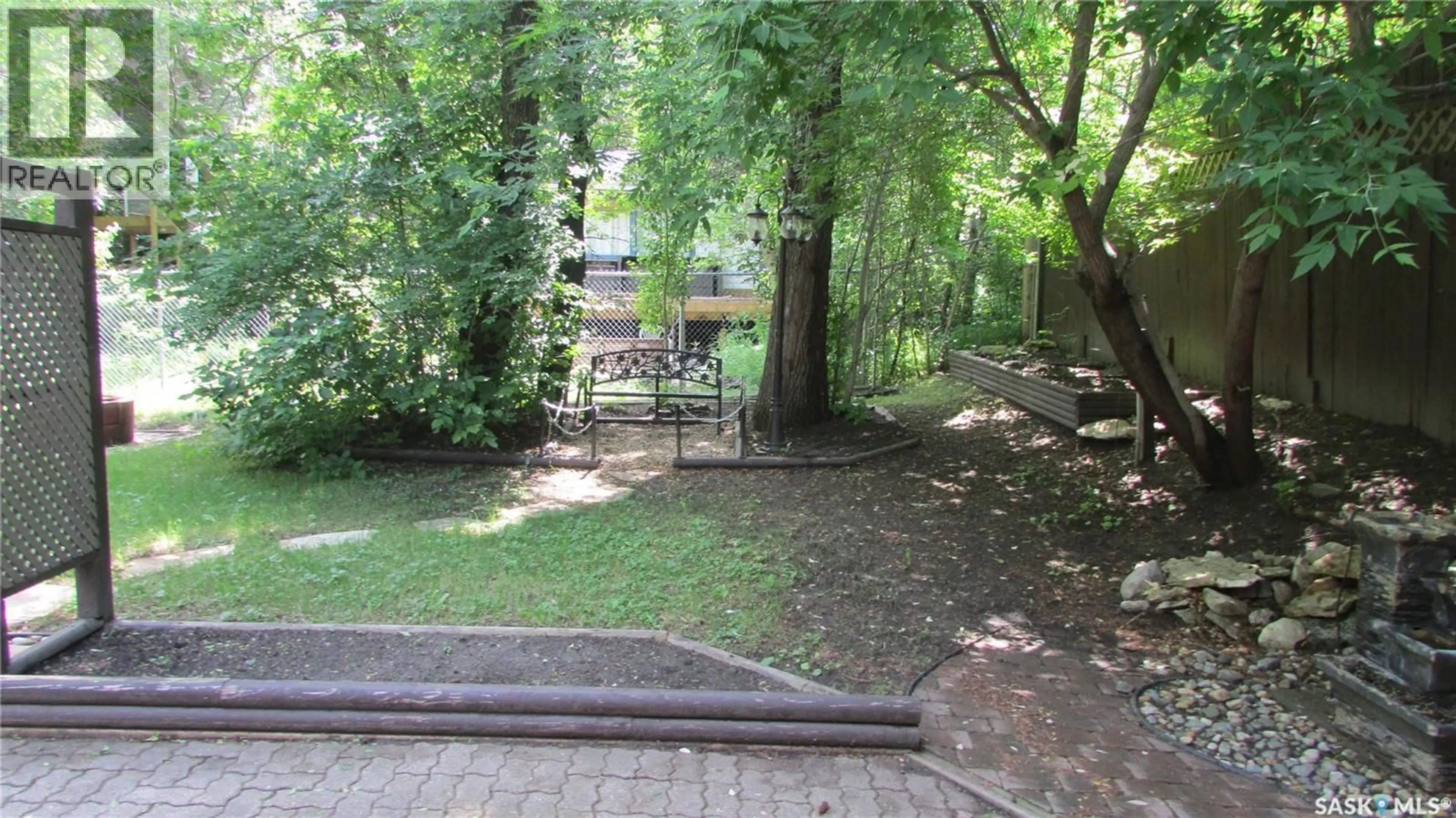 Patio, forest/trees view for 1105 6TH AVENUE, Regina Beach Saskatchewan S0G4C0