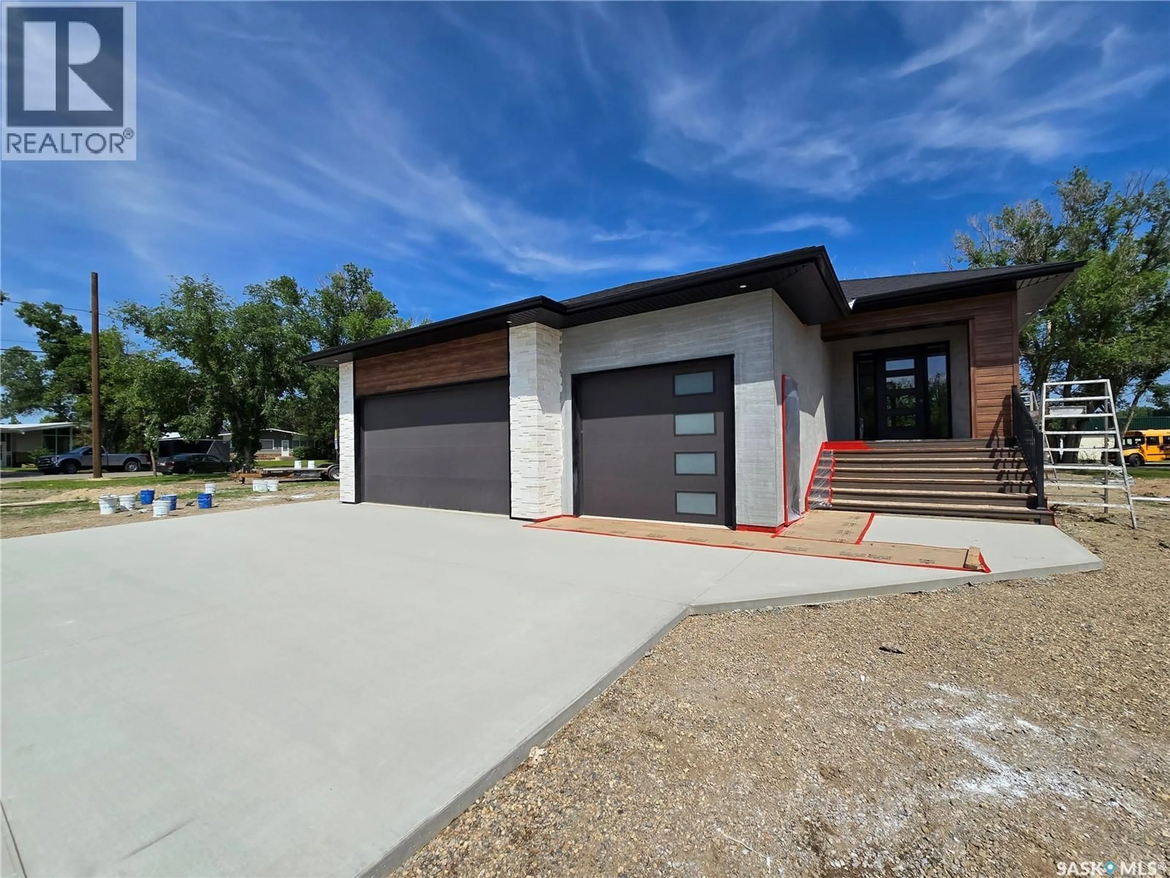 Unknown for 44 KENNEY CRESCENT, Weyburn Saskatchewan S4H1L3