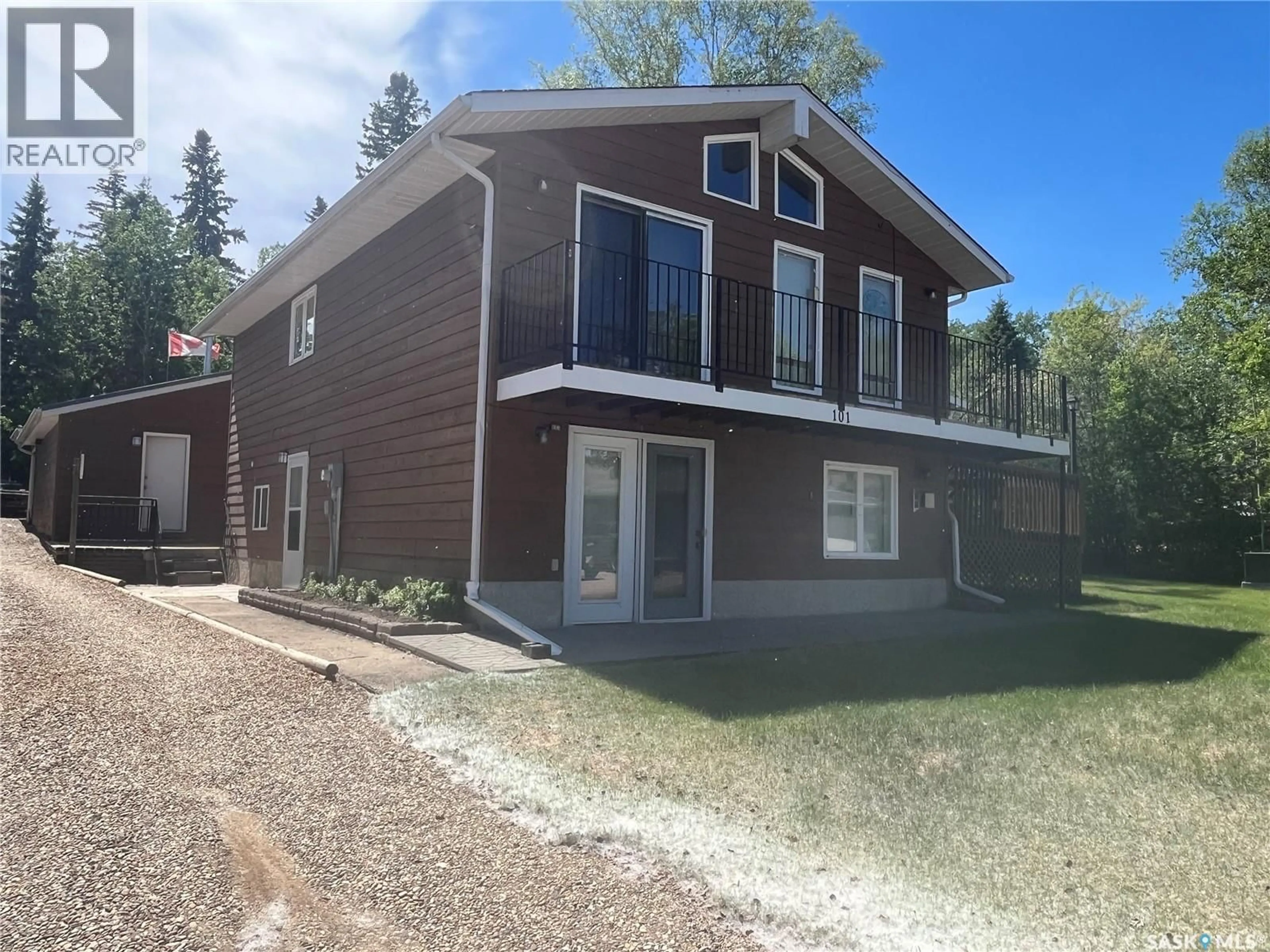 Home with vinyl exterior material, unknown for 101 HAGEN PLACE, Emma Lake Saskatchewan S0J0N0