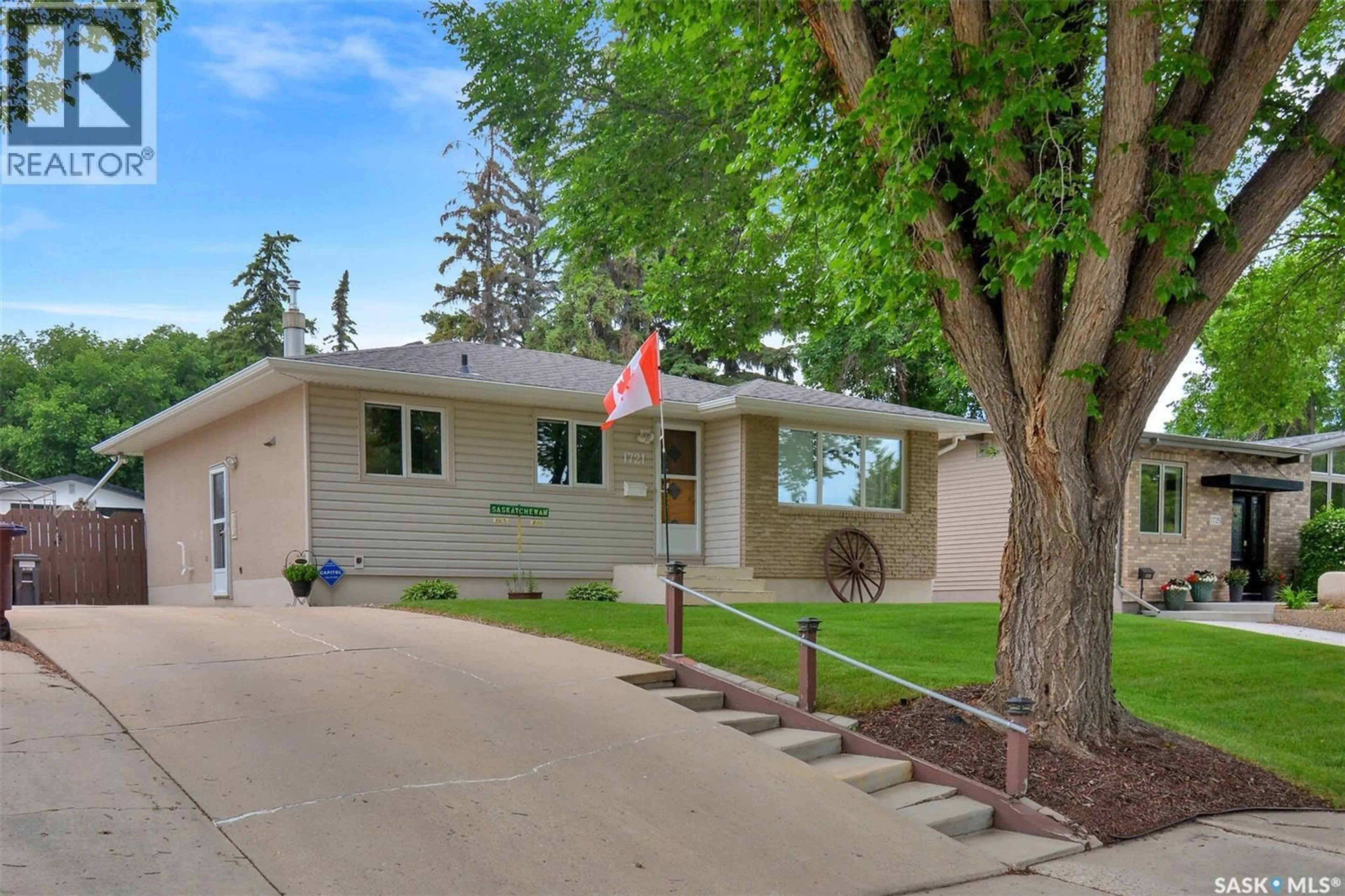 Unknown for 1721 EMPIRE AVENUE, Saskatoon Saskatchewan S7K3E9