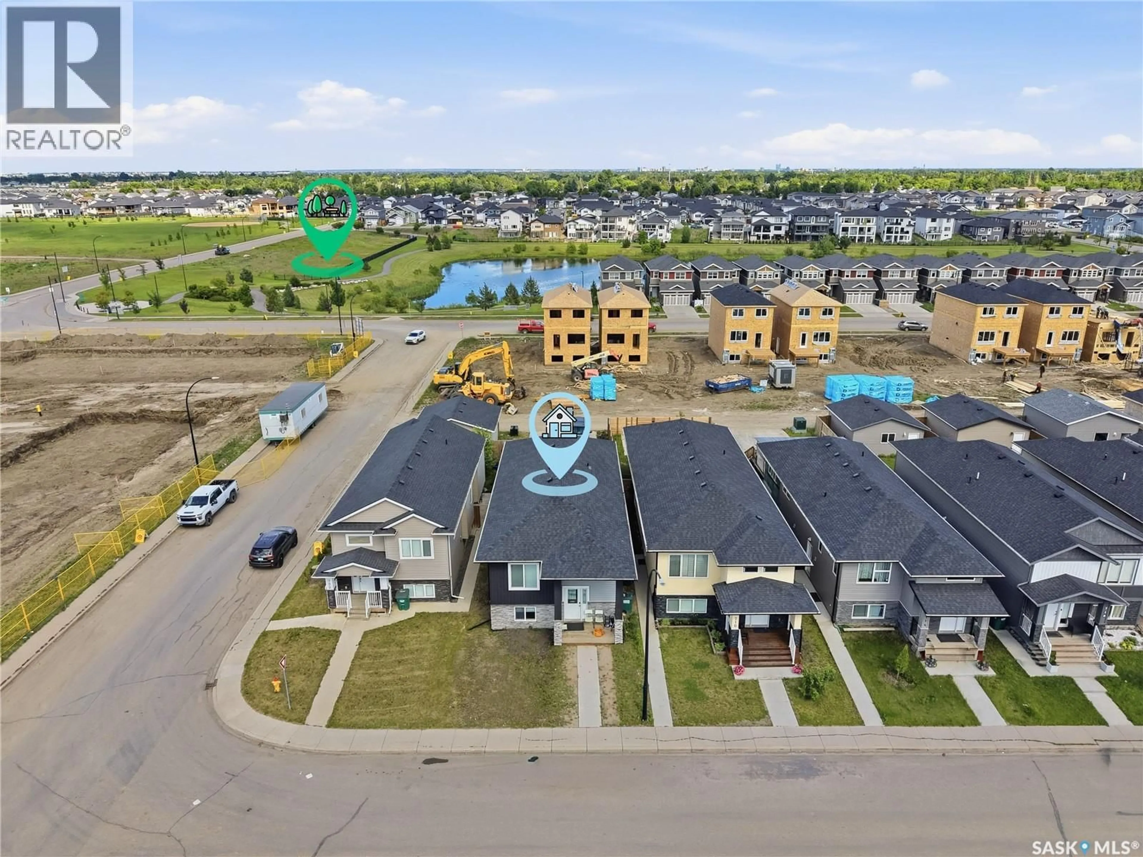 A pic from outside/outdoor area/front of a property/back of a property/a pic from drone, water/lake/river/ocean view for 706 ELLS LANE, Saskatoon Saskatchewan S7L6H9