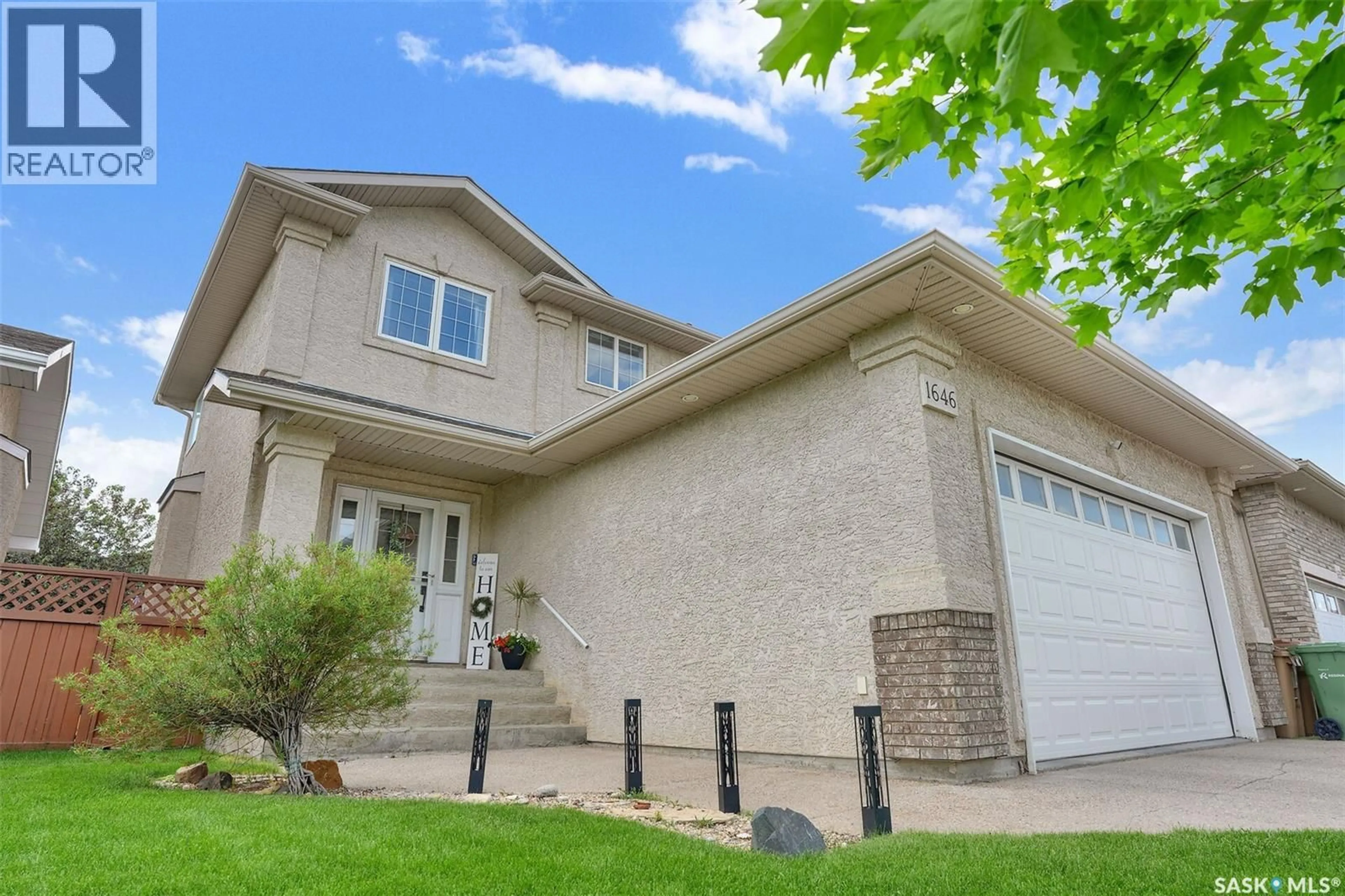 Home with vinyl exterior material, street for 1646 WINGERT DRIVE, Regina Saskatchewan S4X4P9
