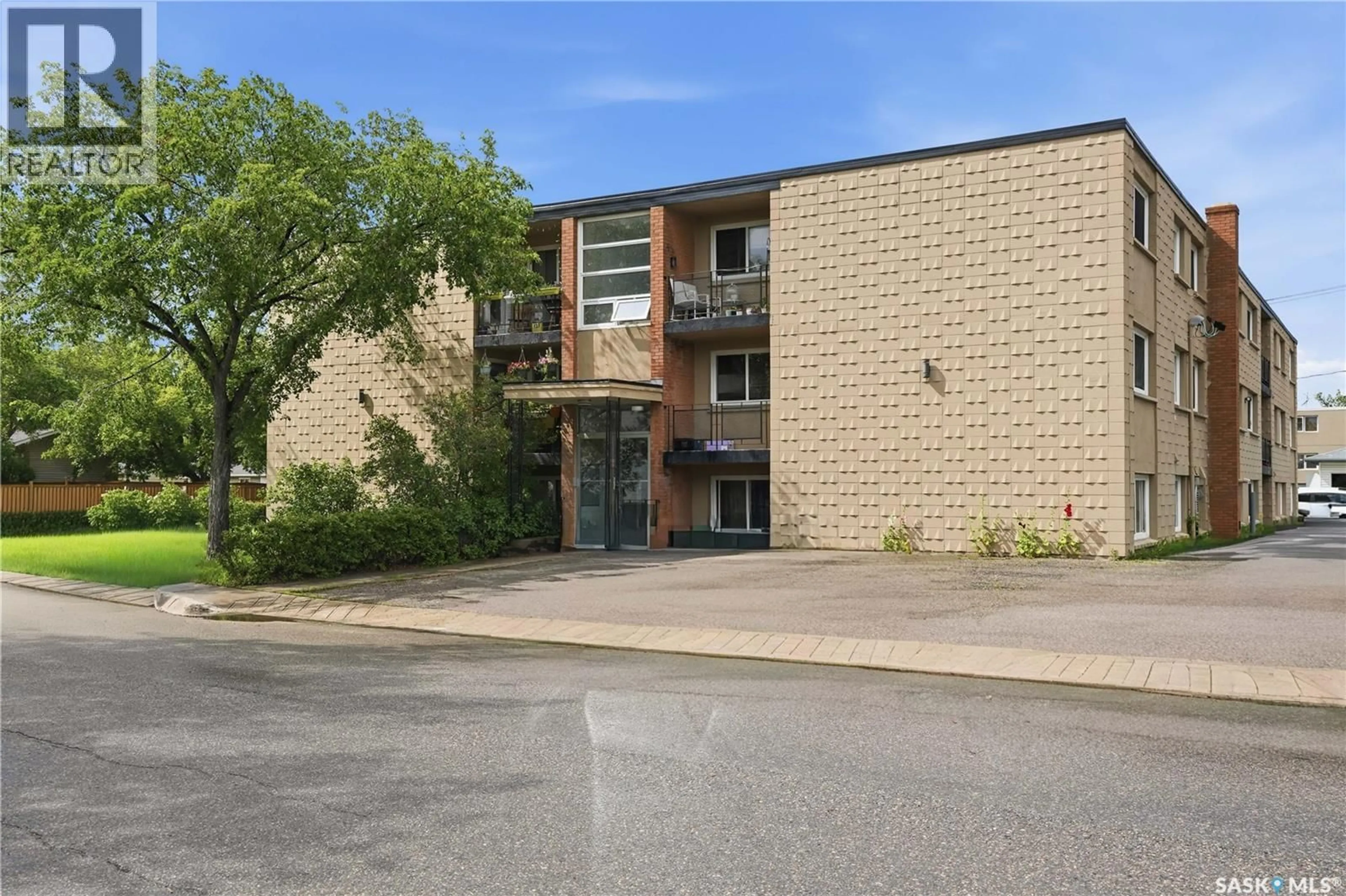 Unknown for 8 - 2620 5TH STREET, Regina Saskatchewan S4R5E5