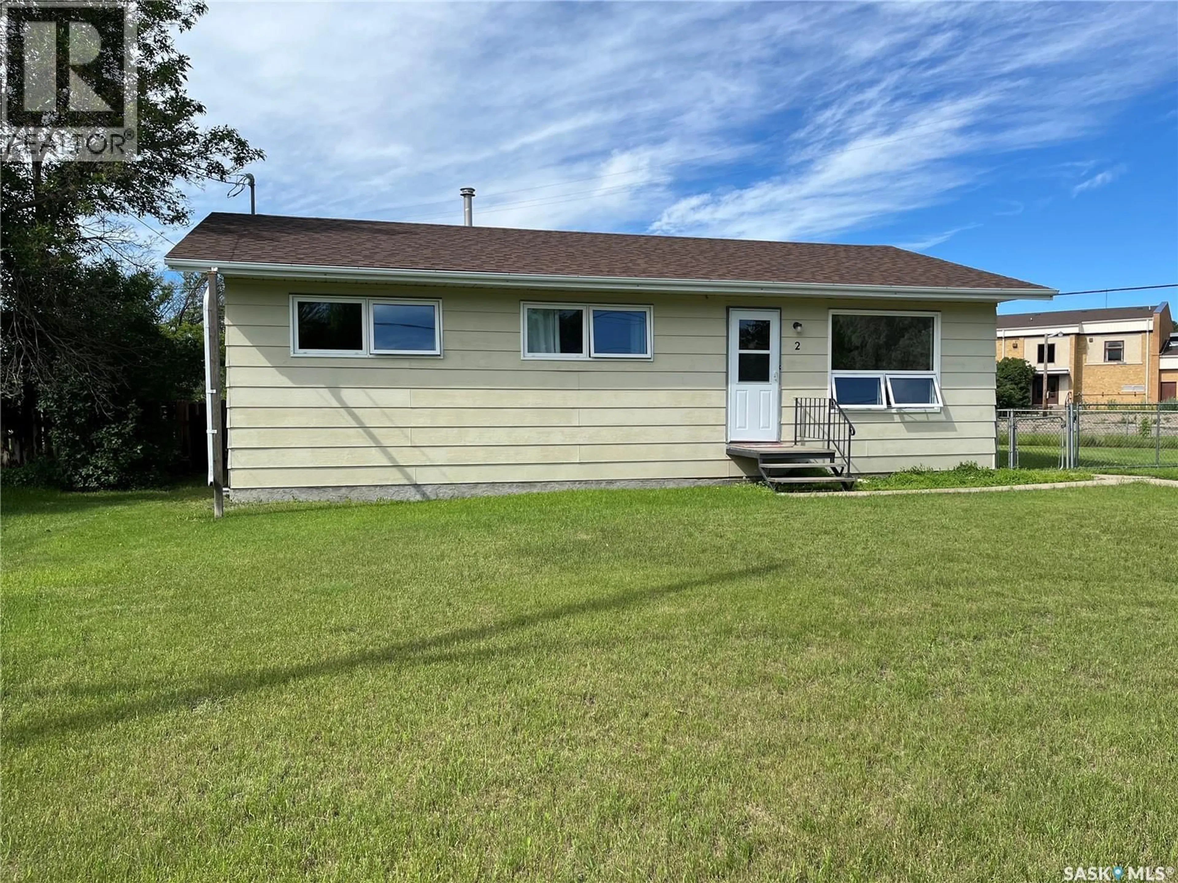 Unknown for 2 6TH STREET, Willow Bunch Saskatchewan S0H4K0