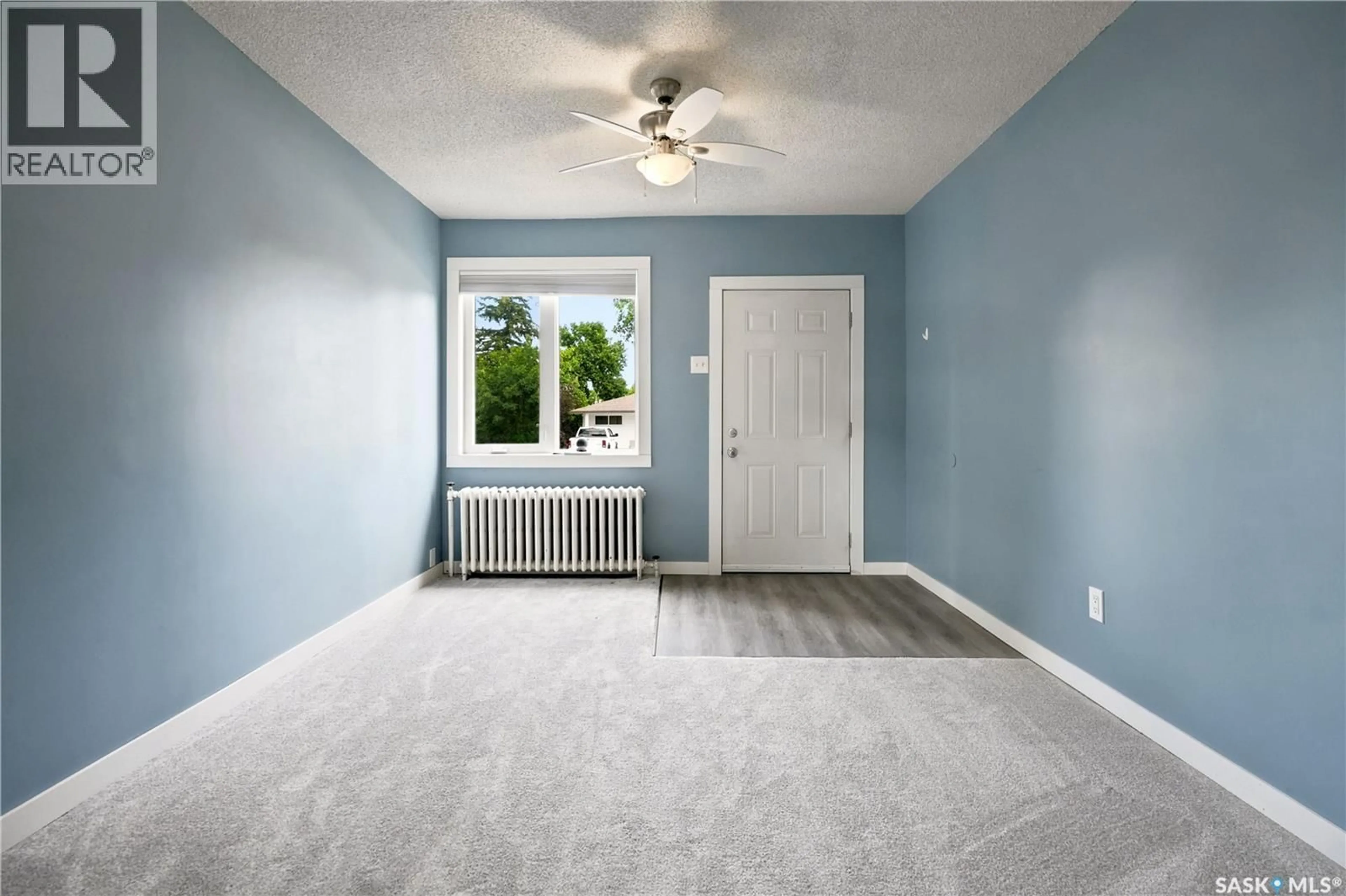 A pic of a room for 269 IROQUOIS STREET, Moose Jaw Saskatchewan S6H5A8