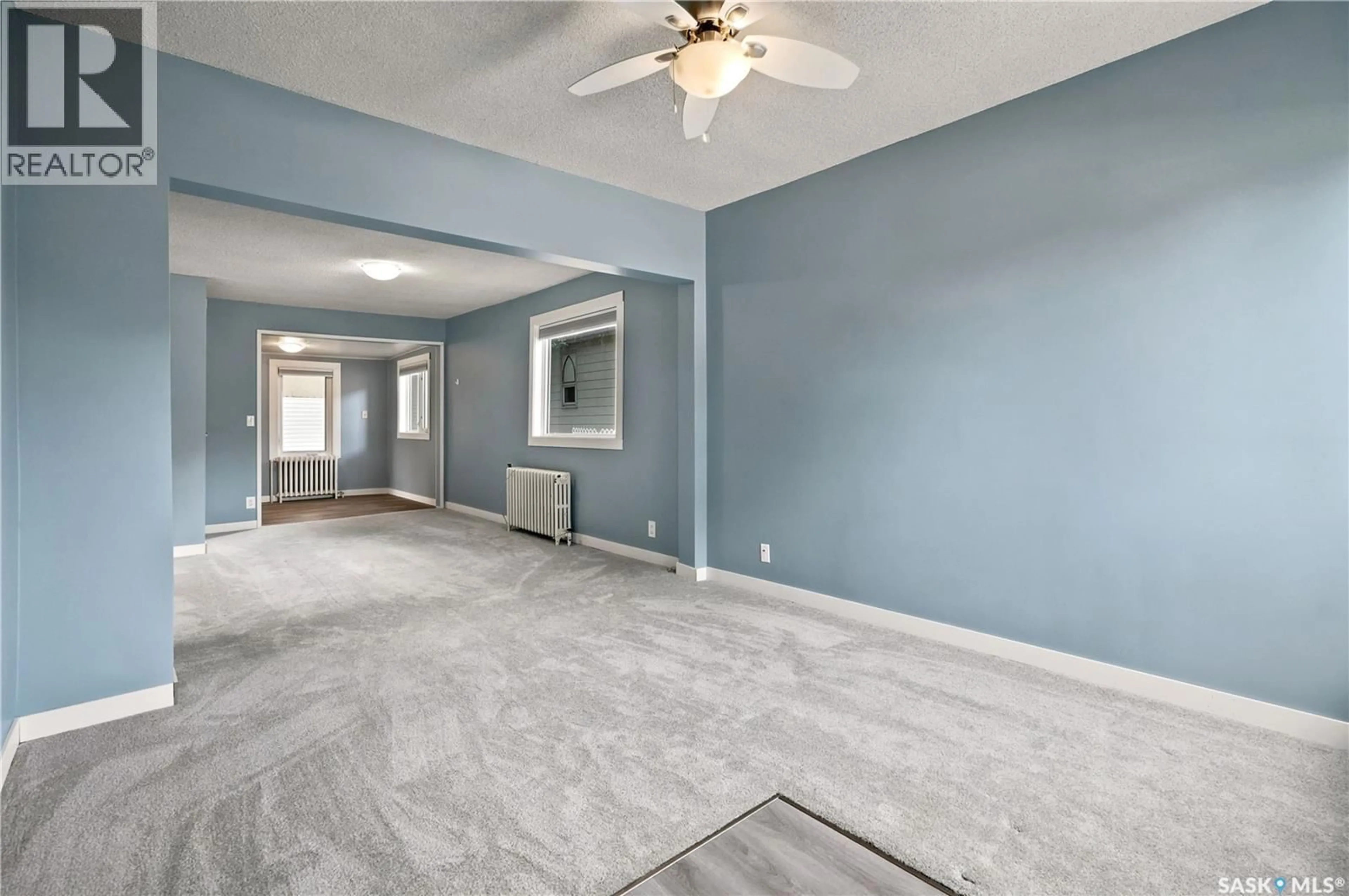 A pic of a room for 269 IROQUOIS STREET, Moose Jaw Saskatchewan S6H5A8