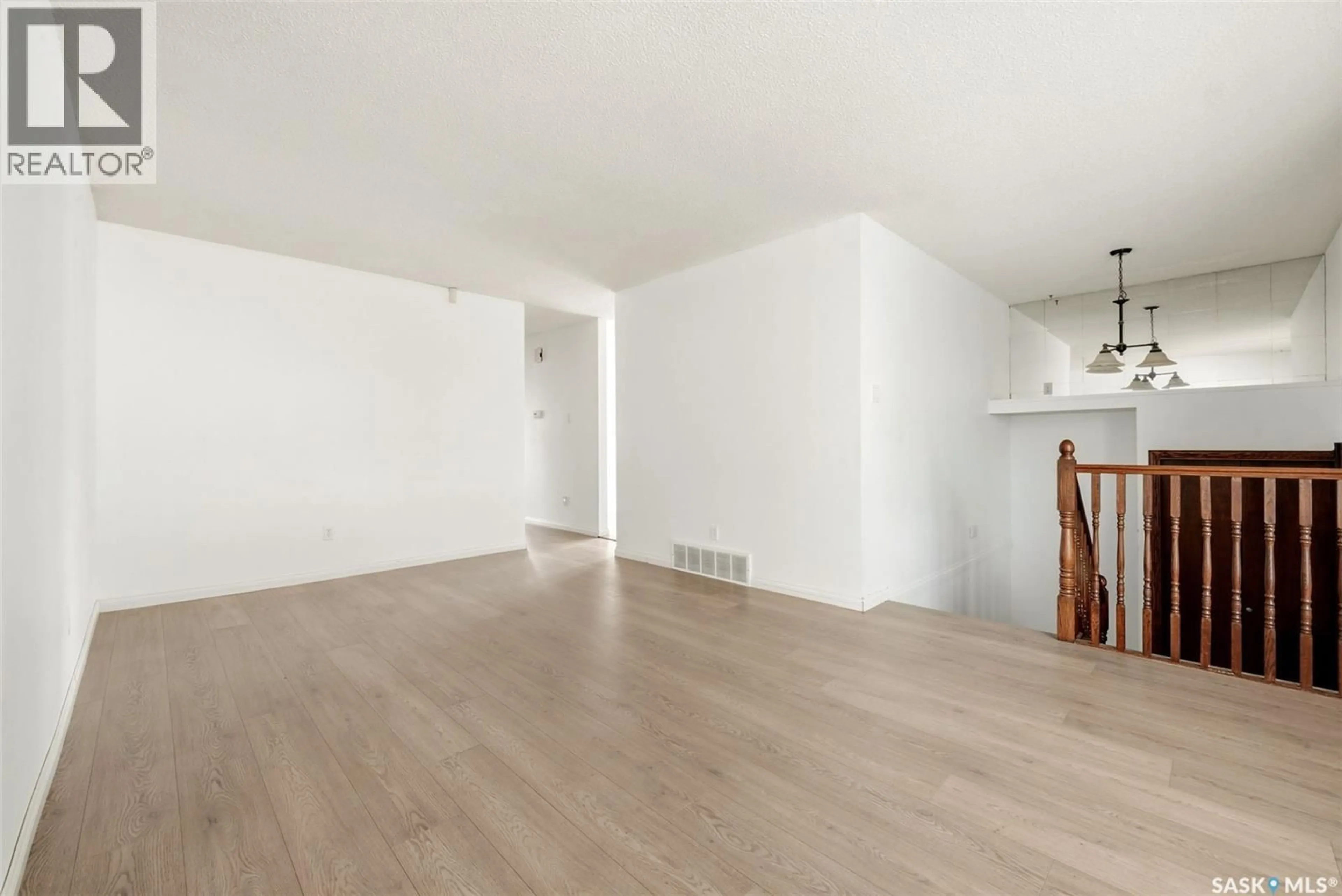 A pic of a room for 3151 JENKINS DRIVE, Regina Saskatchewan S4N6X4