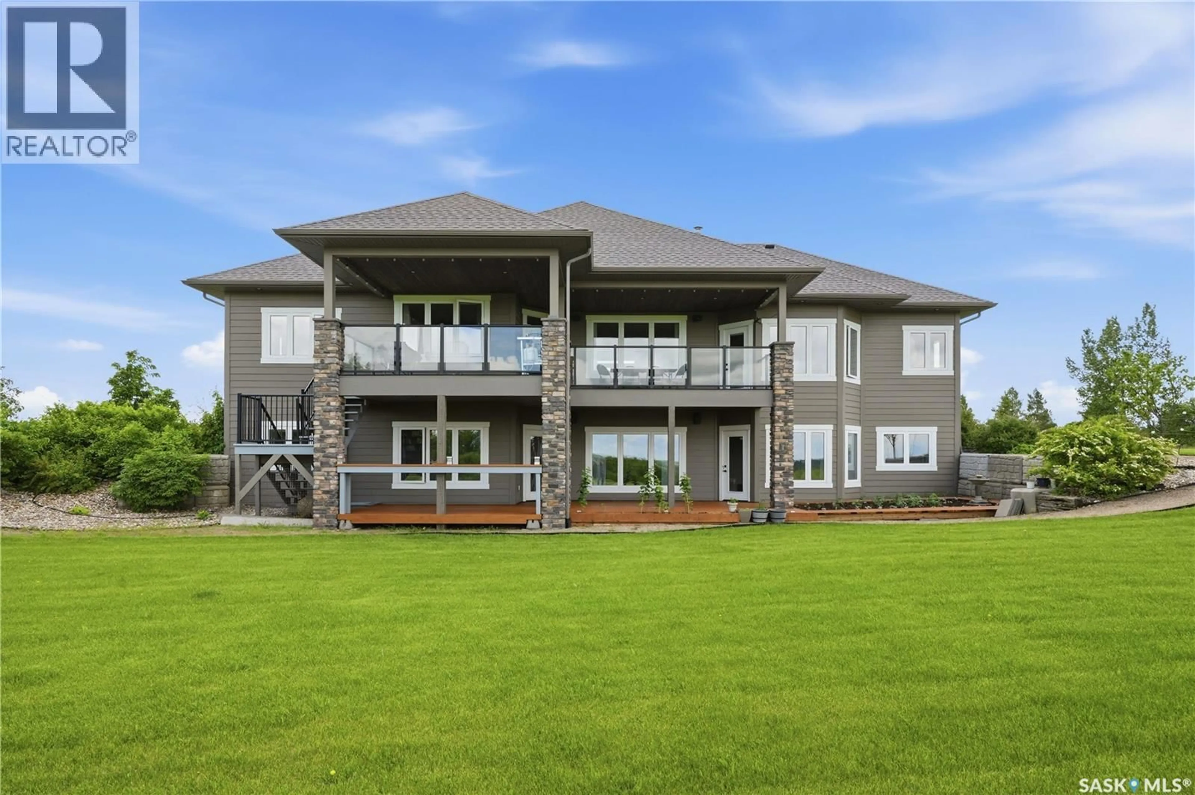 Home with vinyl exterior material, building for 102 RUDY LANE, Outlook Saskatchewan S0L2N0