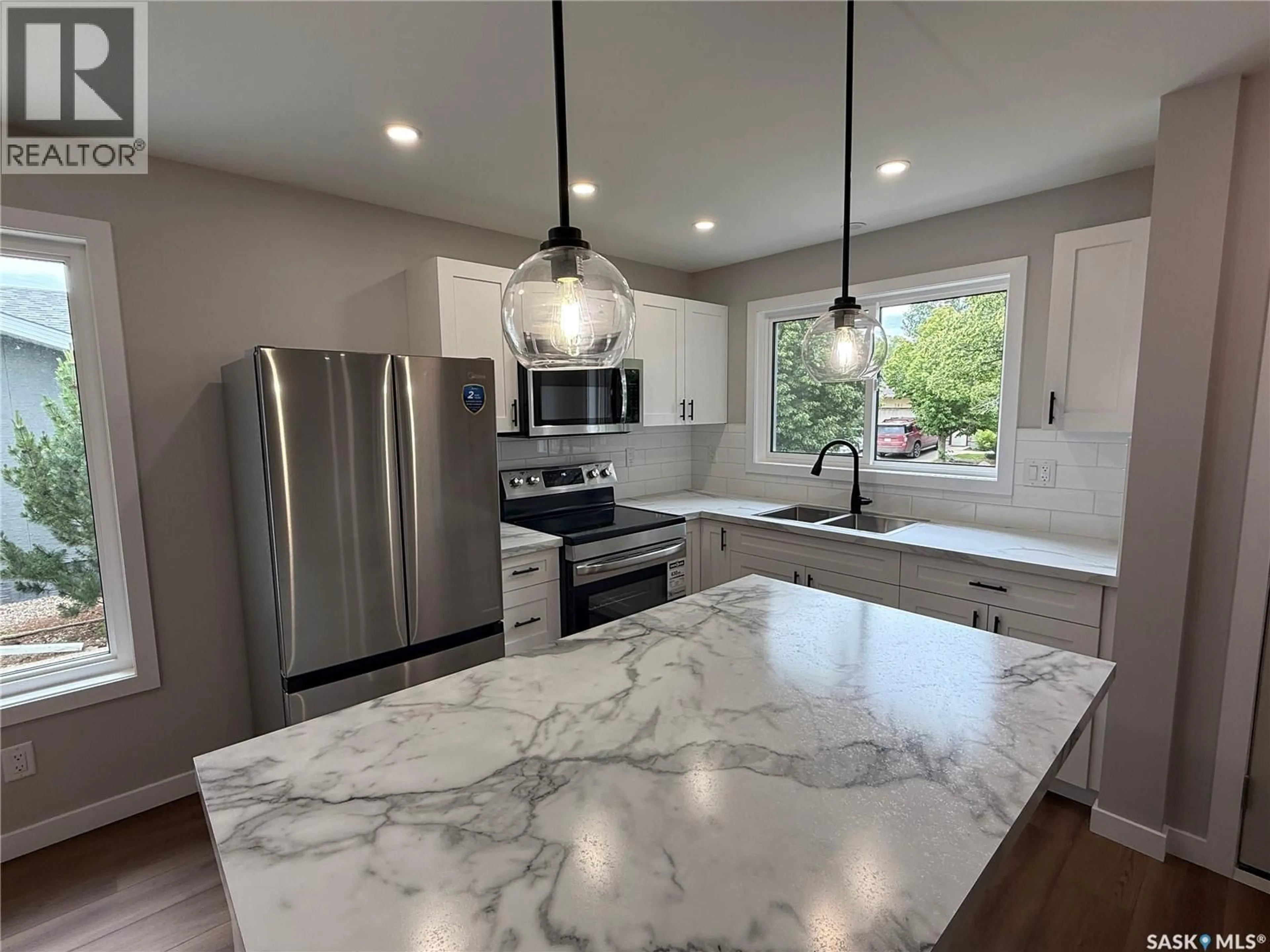 Open concept kitchen, unknown for 261 BEAN CRESCENT, Weyburn Saskatchewan S4H3A3